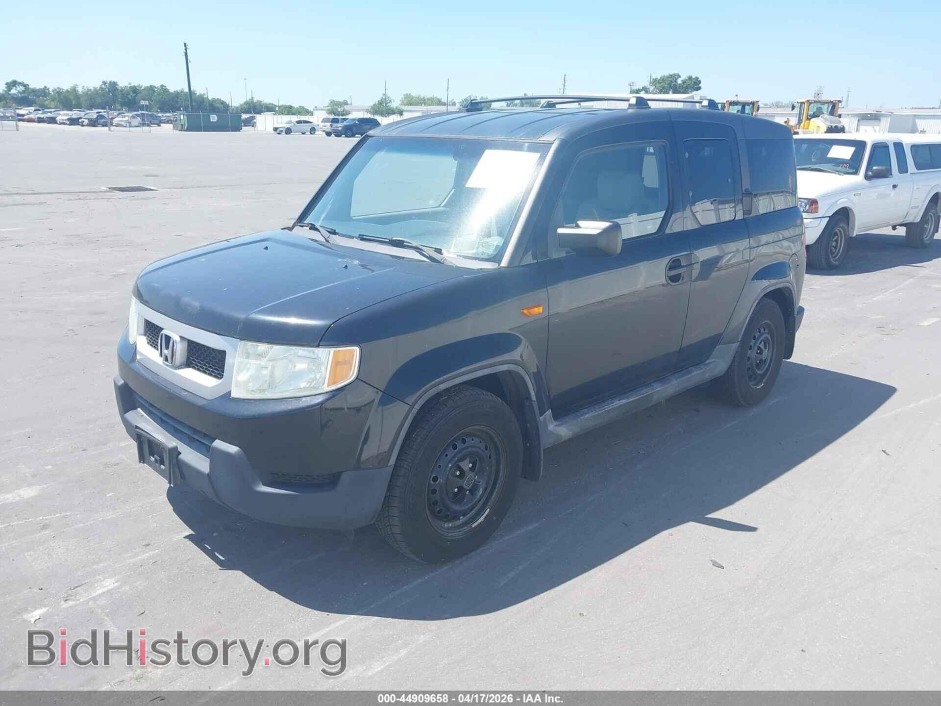 2011 HONDA ELEMENT - VIN: 5J6YH2H32BL002057 - Photo 2