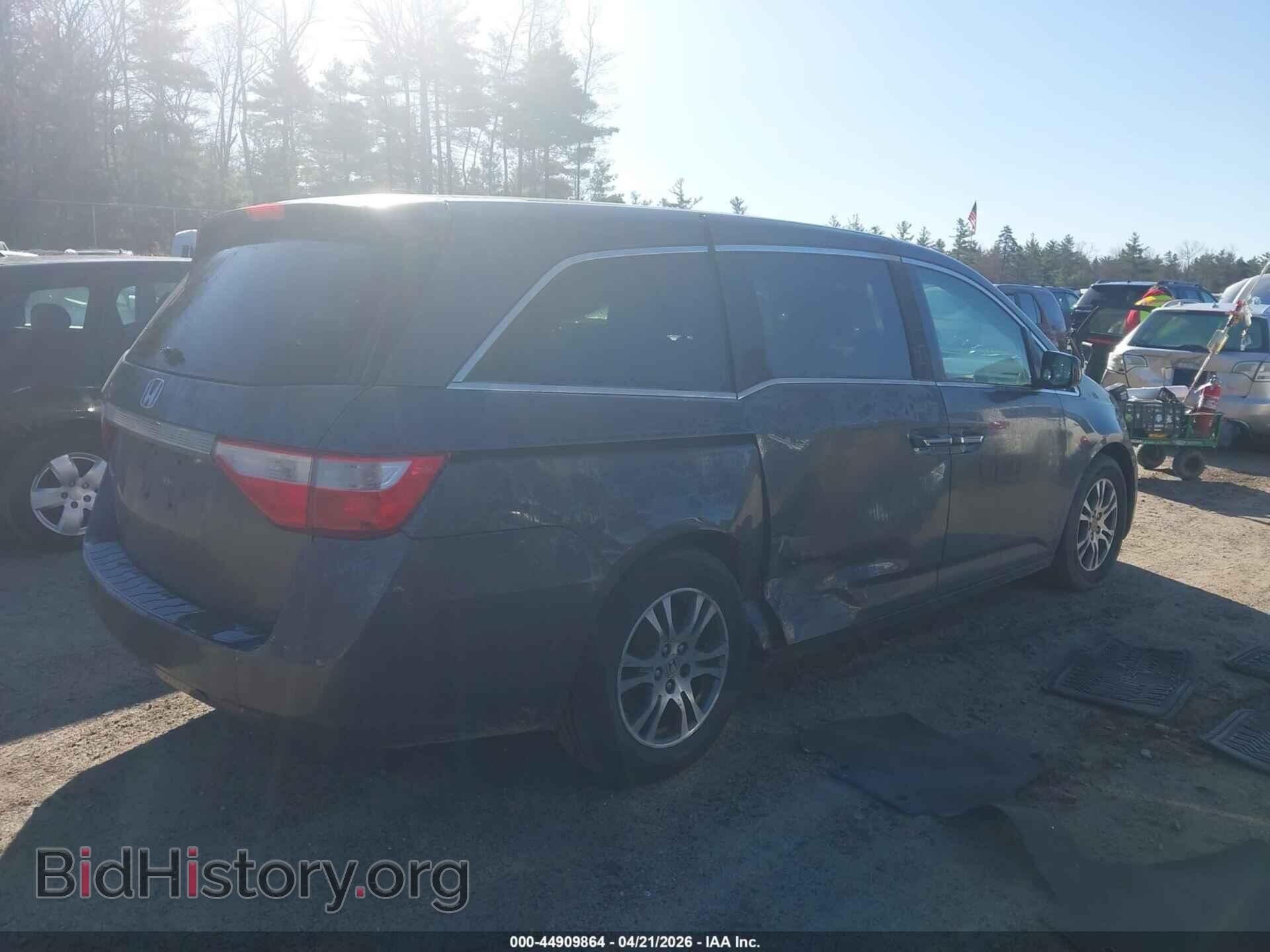 2013 HONDA ODYSSEY - VIN: 5FNRL5H68DB077744 - Фото 4