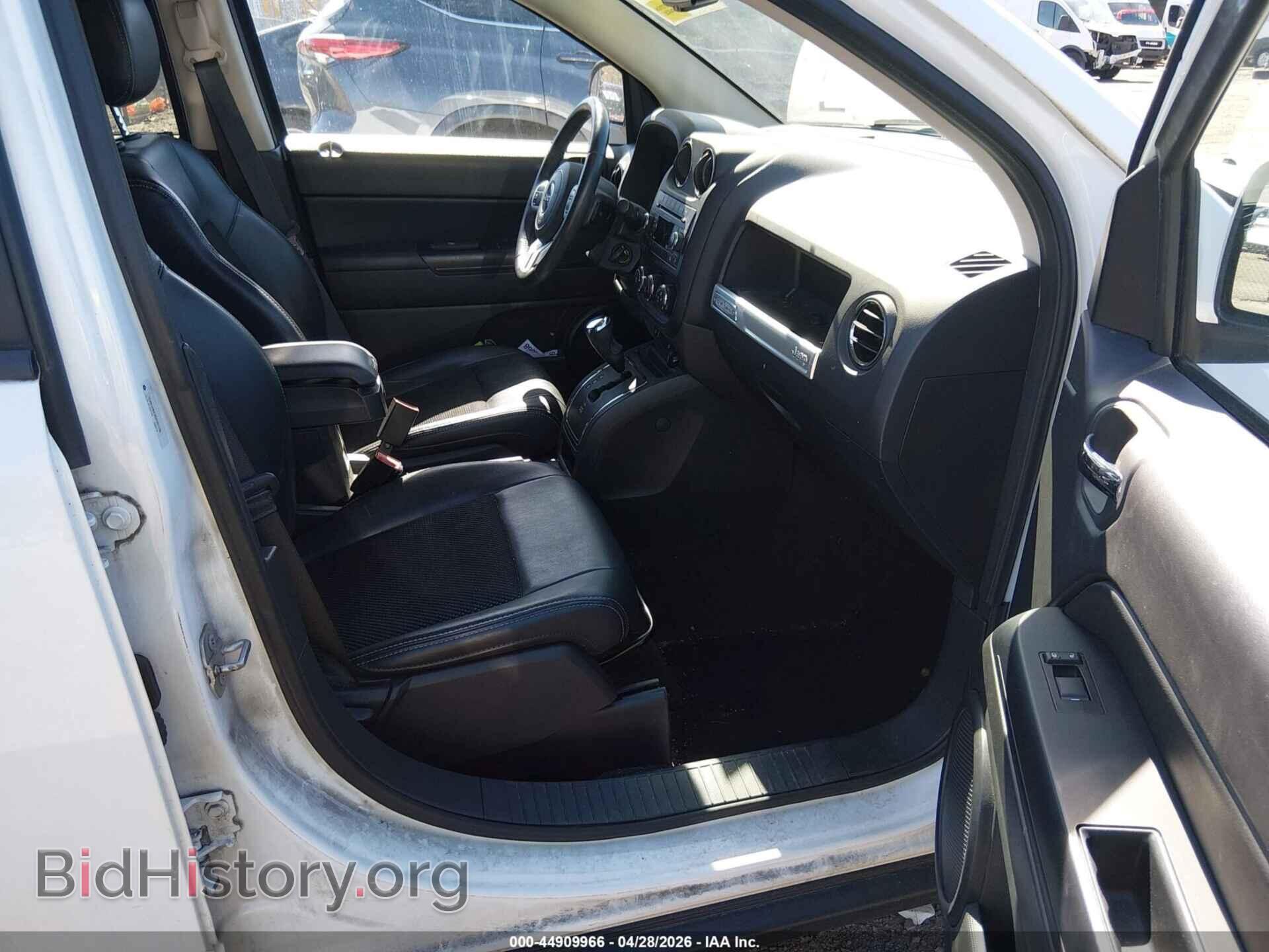 2016 JEEP COMPASS - VIN: 1C4NJCBA3GD591132 - Фото 5
