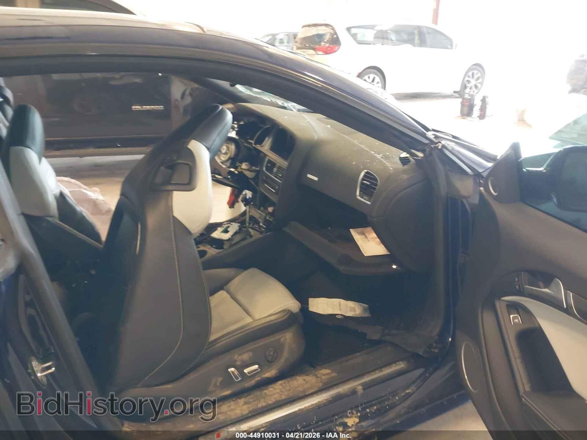 2014 AUDI S5 - VIN: WAUCGAFR1EA050909 - Фото 5