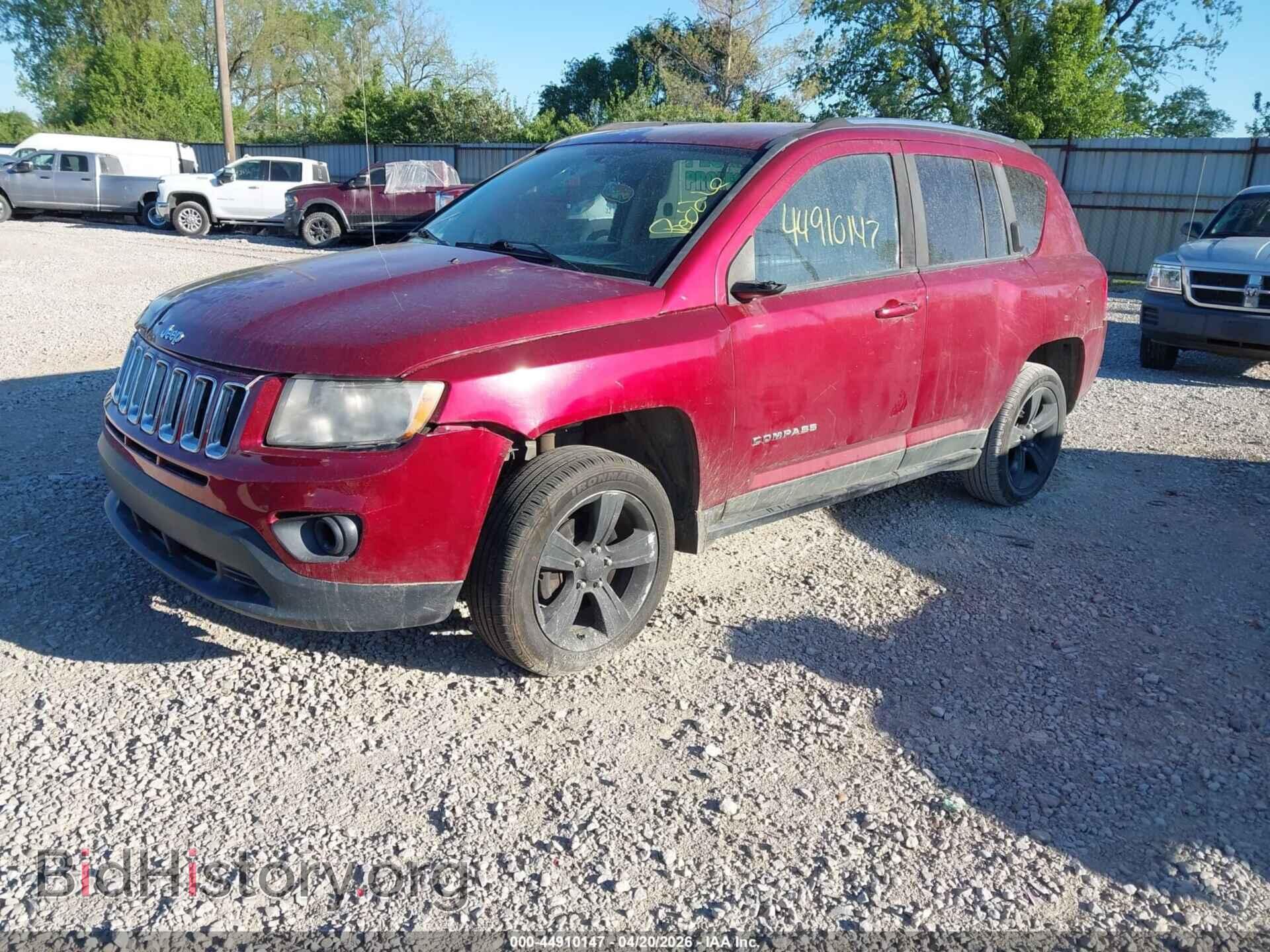 2011 JEEP COMPASS - VIN: 1J4NF1FB5BD216628 - Фото 2