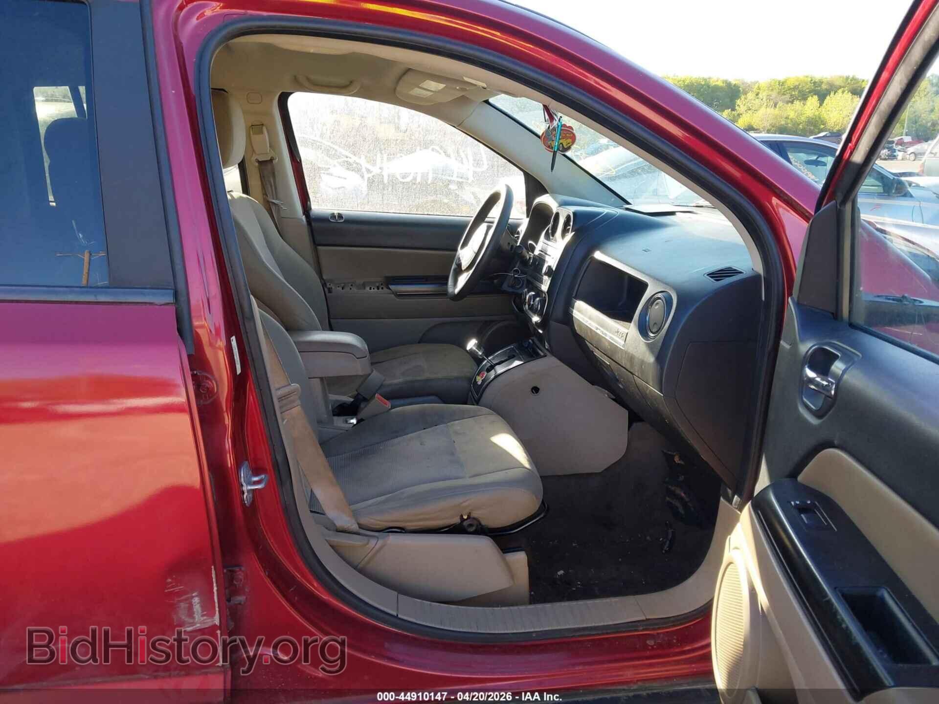 2011 JEEP COMPASS - VIN: 1J4NF1FB5BD216628 - Фото 5