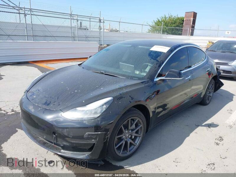 2020 Tesla MODEL 3 (VIN 5YJ3E1EA2LF631702) — photo 2 of 17