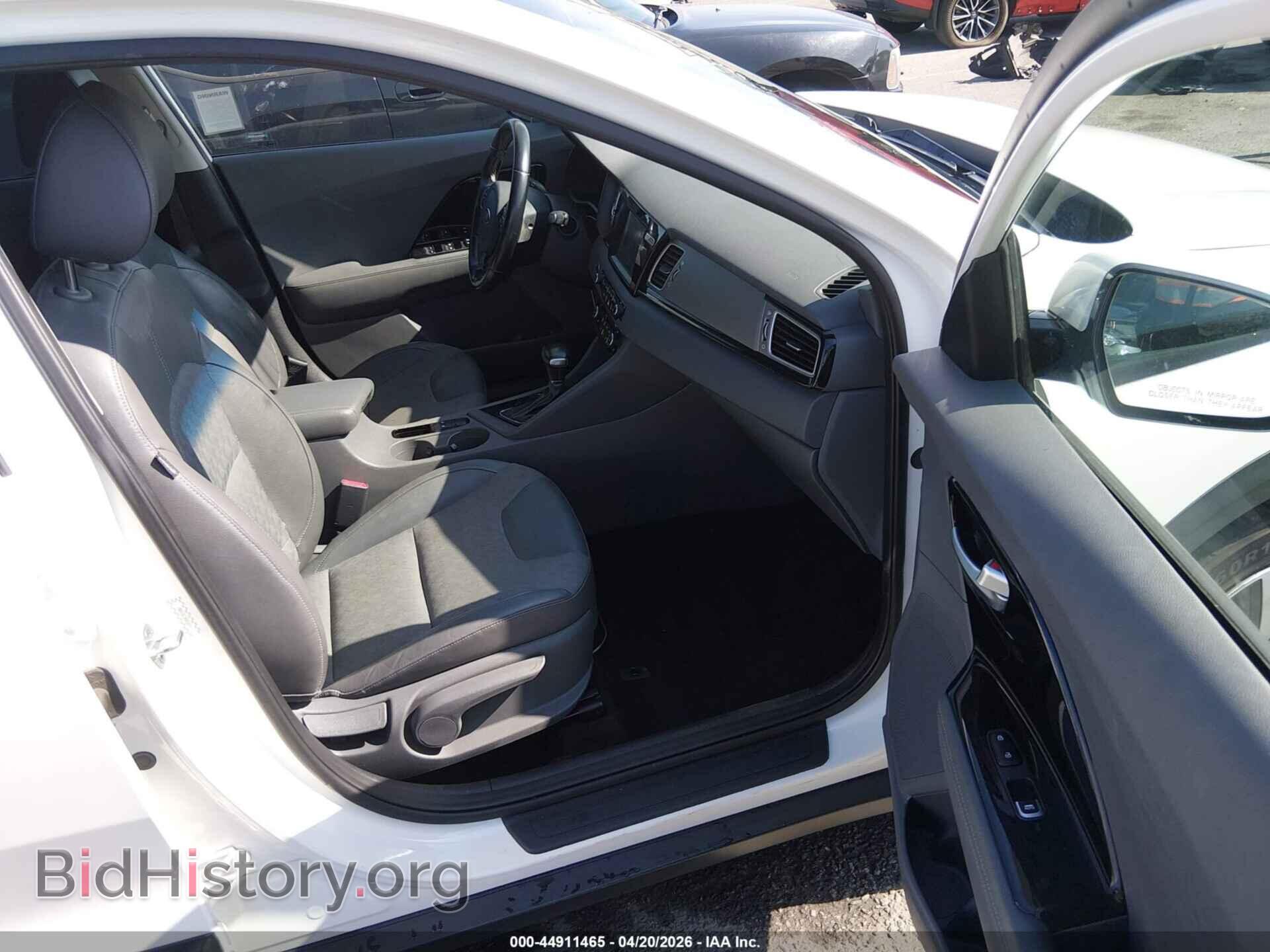 2017 KIA NIRO - VIN: KNDCC3LC3H5055617 - Photo 5