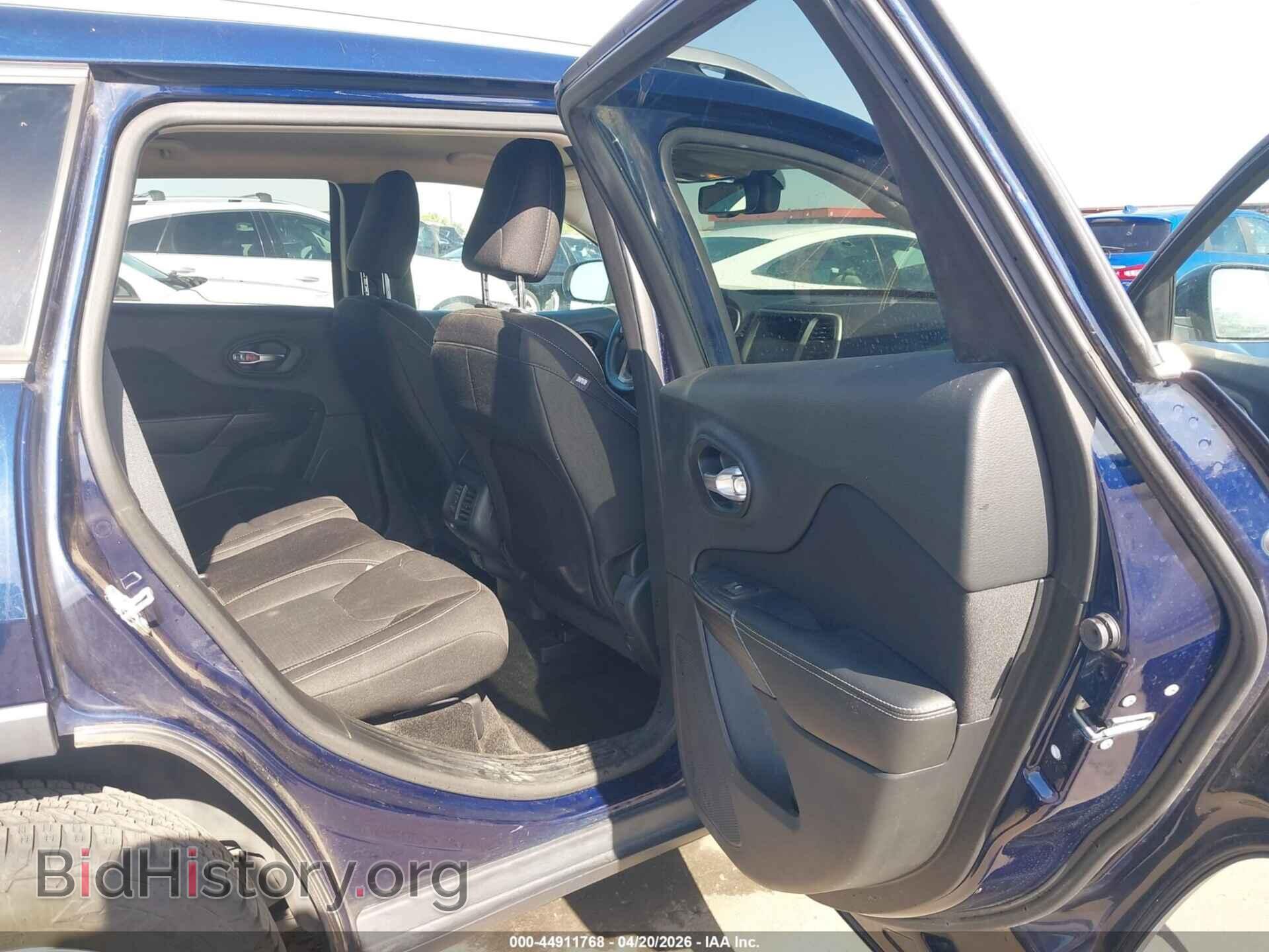 2015 JEEP CHEROKEE - VIN: 1C4PJMCS1FW668573 - Фото 8