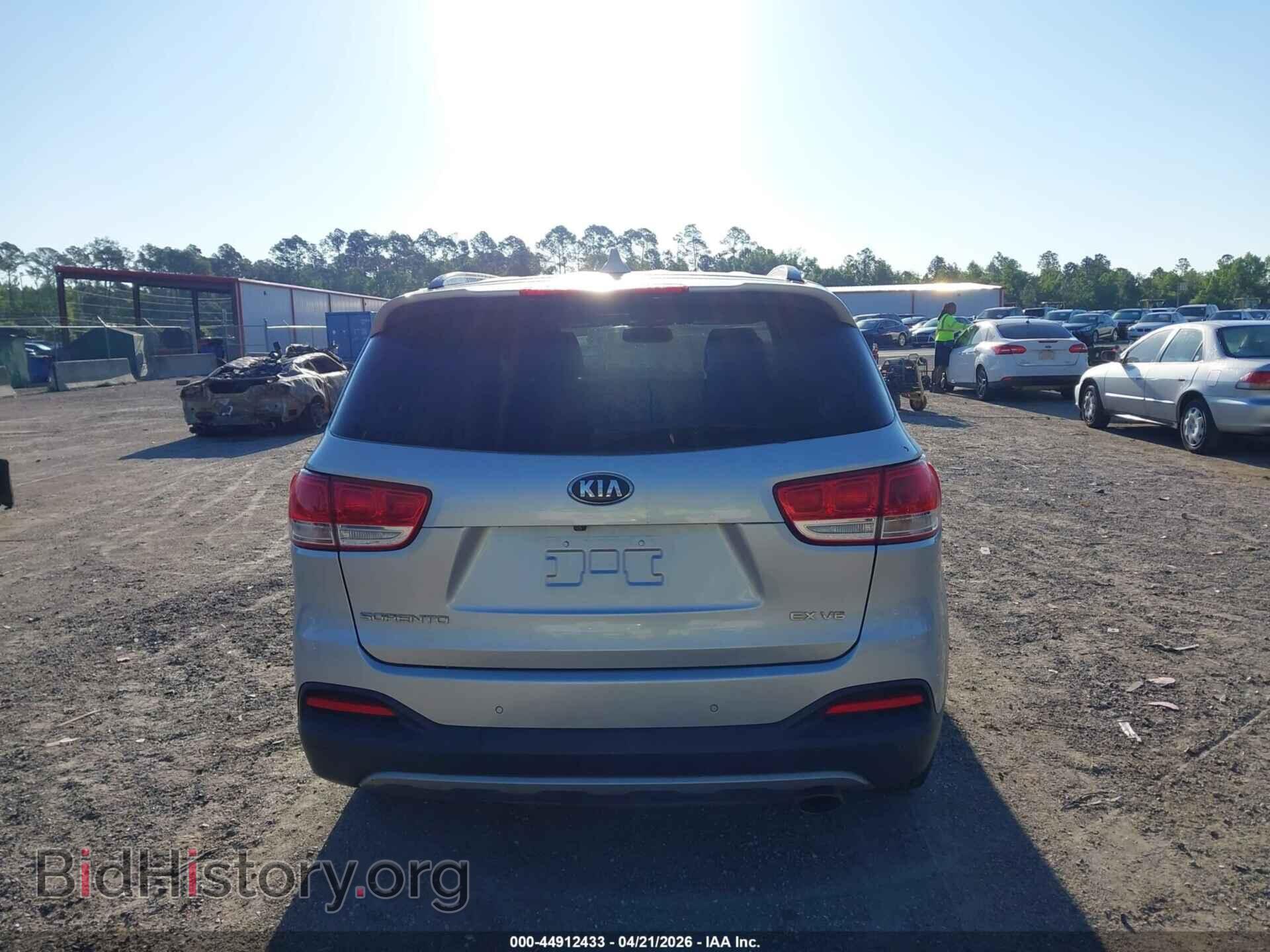 2016 KIA SORENTO - VIN: 5XYPH4A52GG161933 - Фото 16