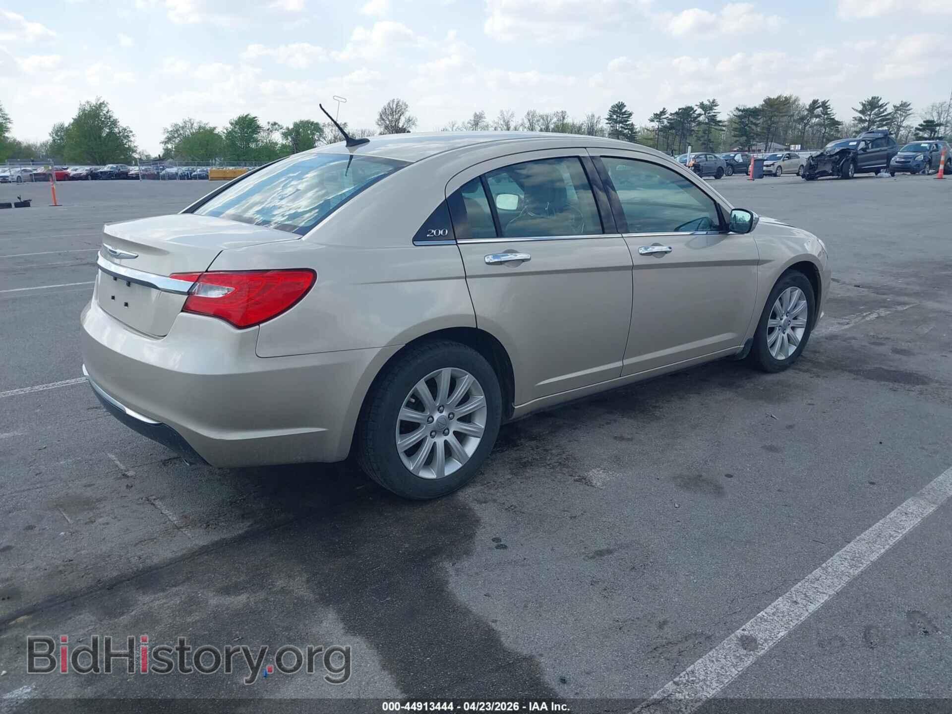 2013 CHRYSLER 200 - VIN: 1C3CCBCG0DN571431 - Фото 4