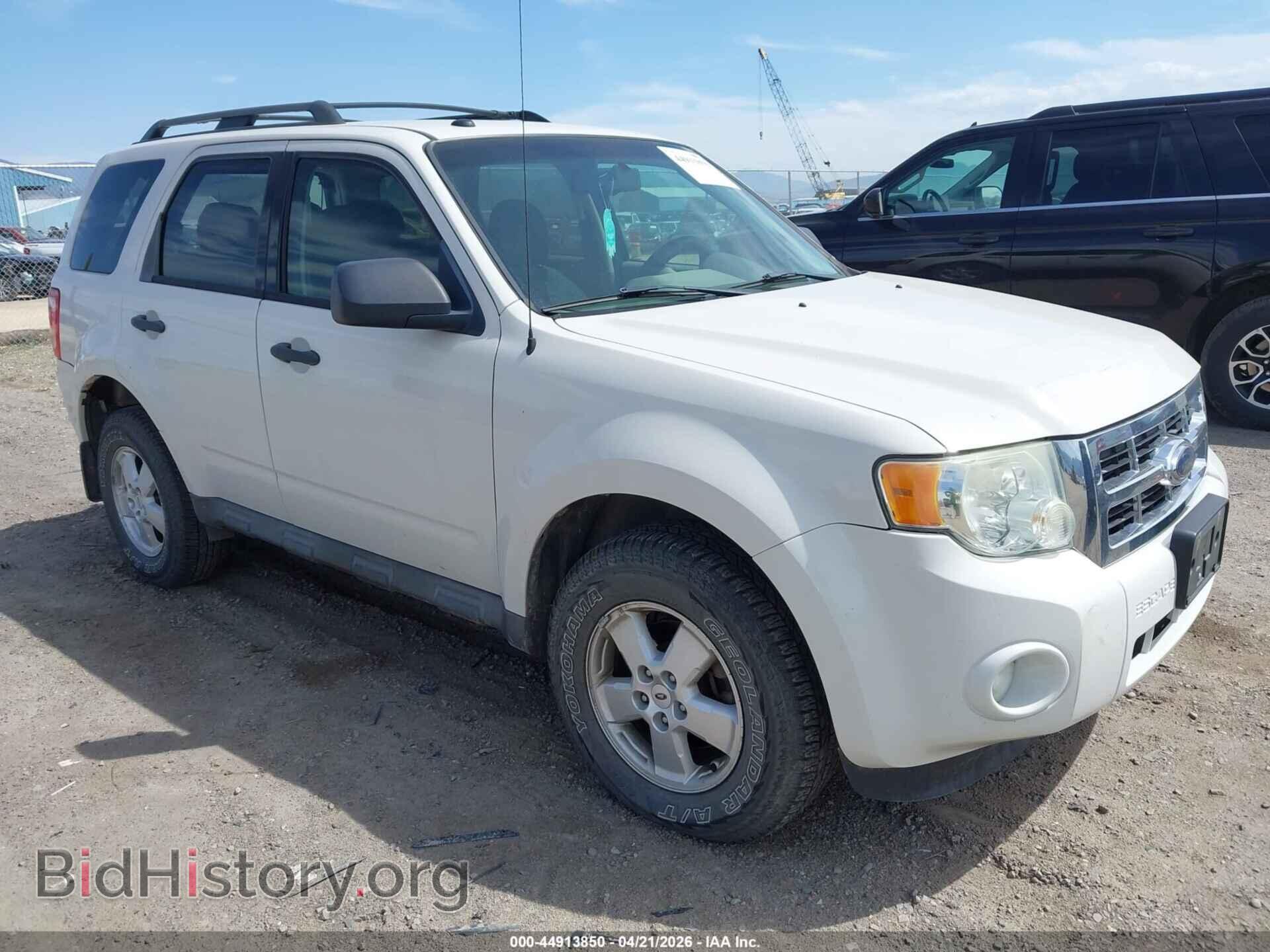Photo 1FMCU03G29KA33198 - FORD ESCAPE 2009