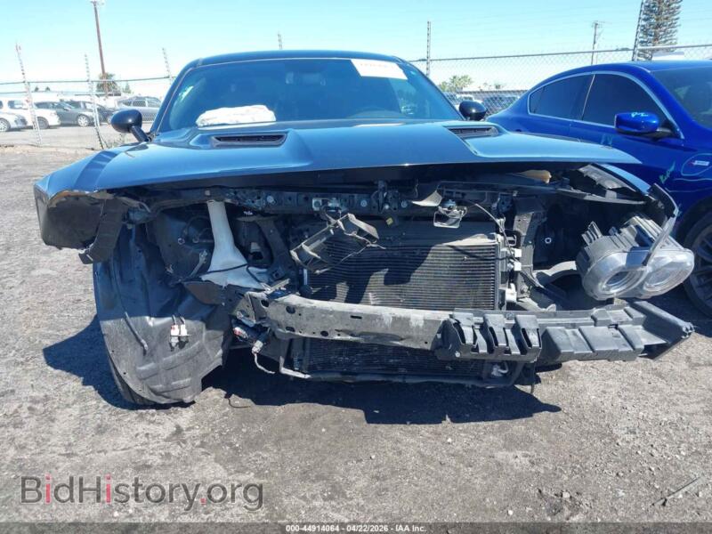 2022 Dodge CHALLENGER (VIN 2C3CDZAG2NH211287) — photo 6 of 16