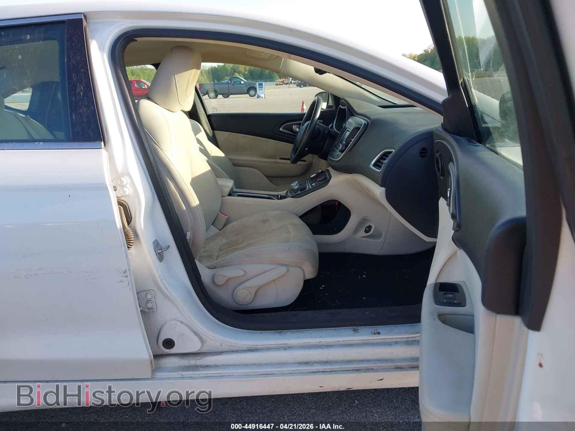 2015 CHRYSLER 200 - VIN: 1C3CCCAB1FN743045 - Photo 5