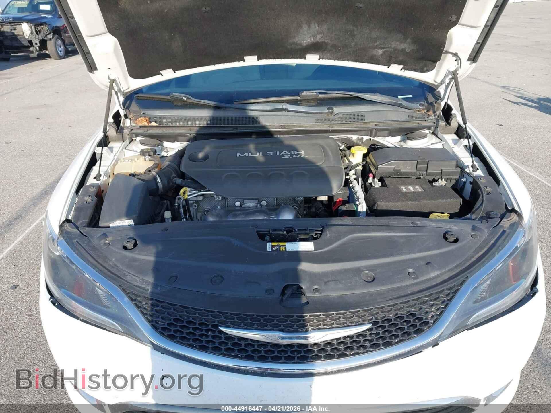 2015 CHRYSLER 200 - VIN: 1C3CCCAB1FN743045 - Photo 10