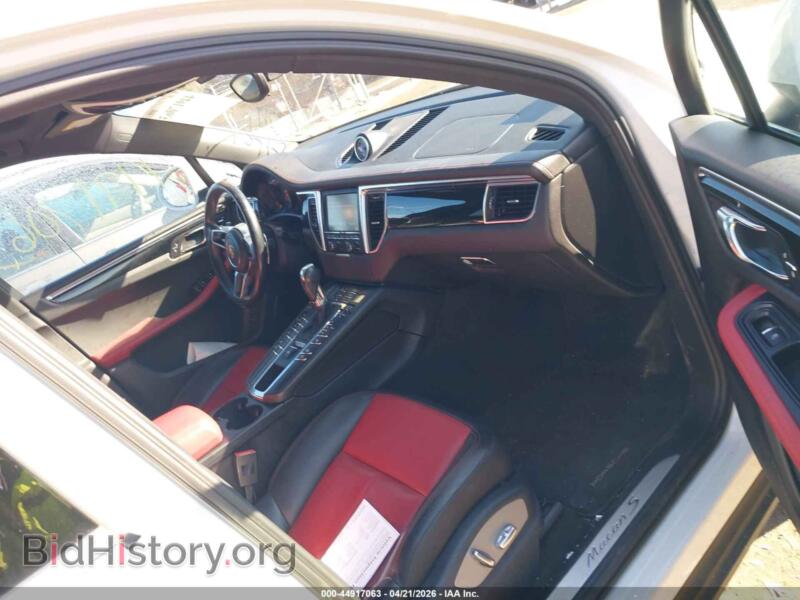 2016 Porsche MACAN (VIN WP1AB2A56GLB49539) — photo 5 of 16