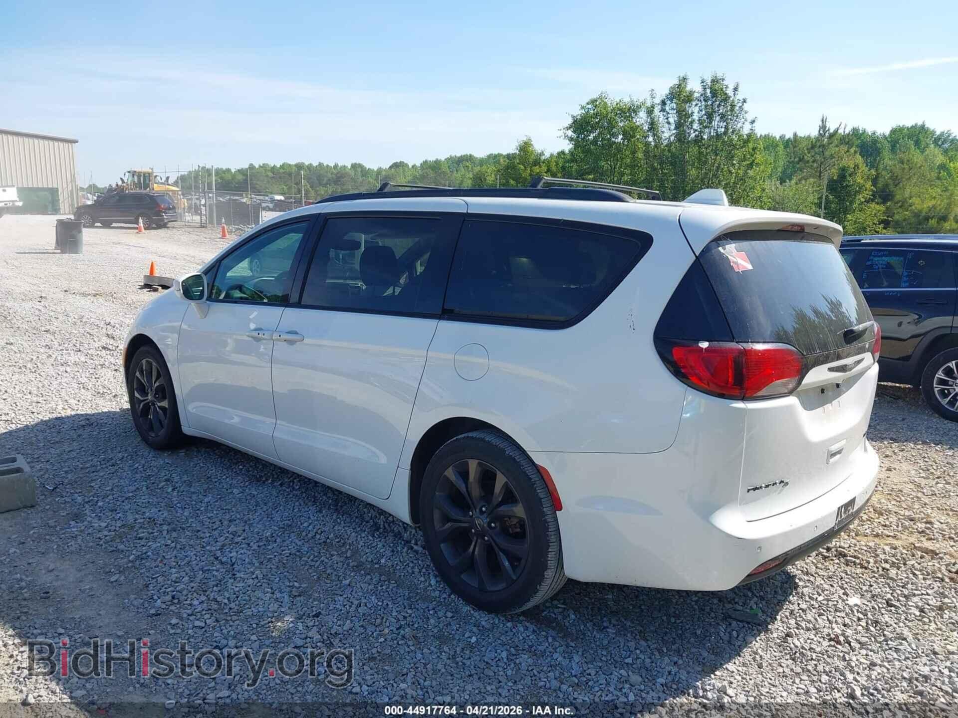 2018 CHRYSLER PACIFICA - VIN: 2C4RC1GG7JR358291 - Фото 3