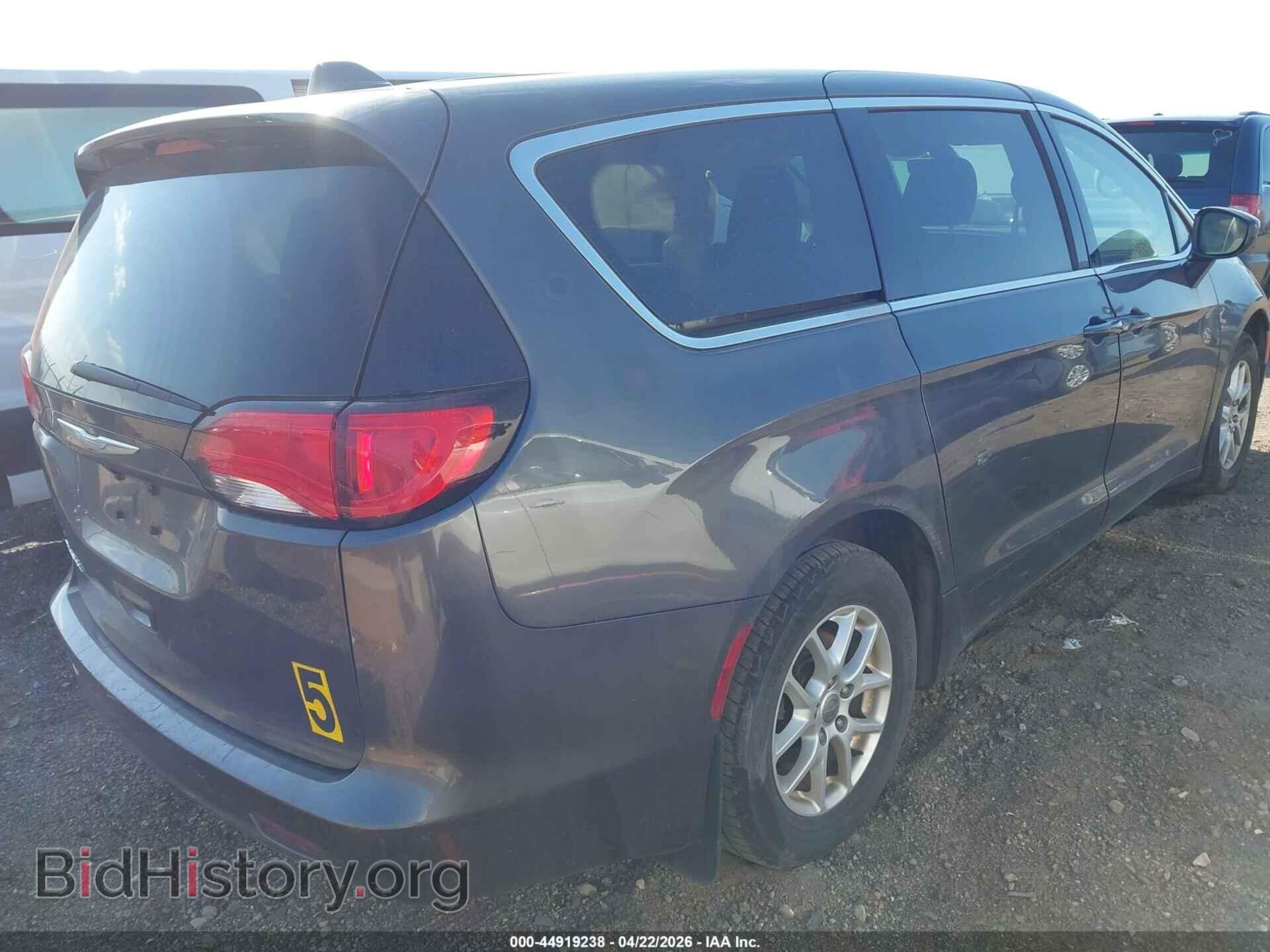 2017 CHRYSLER PACIFICA - VIN: 2C4RC1CG3HR608660 - Photo 4
