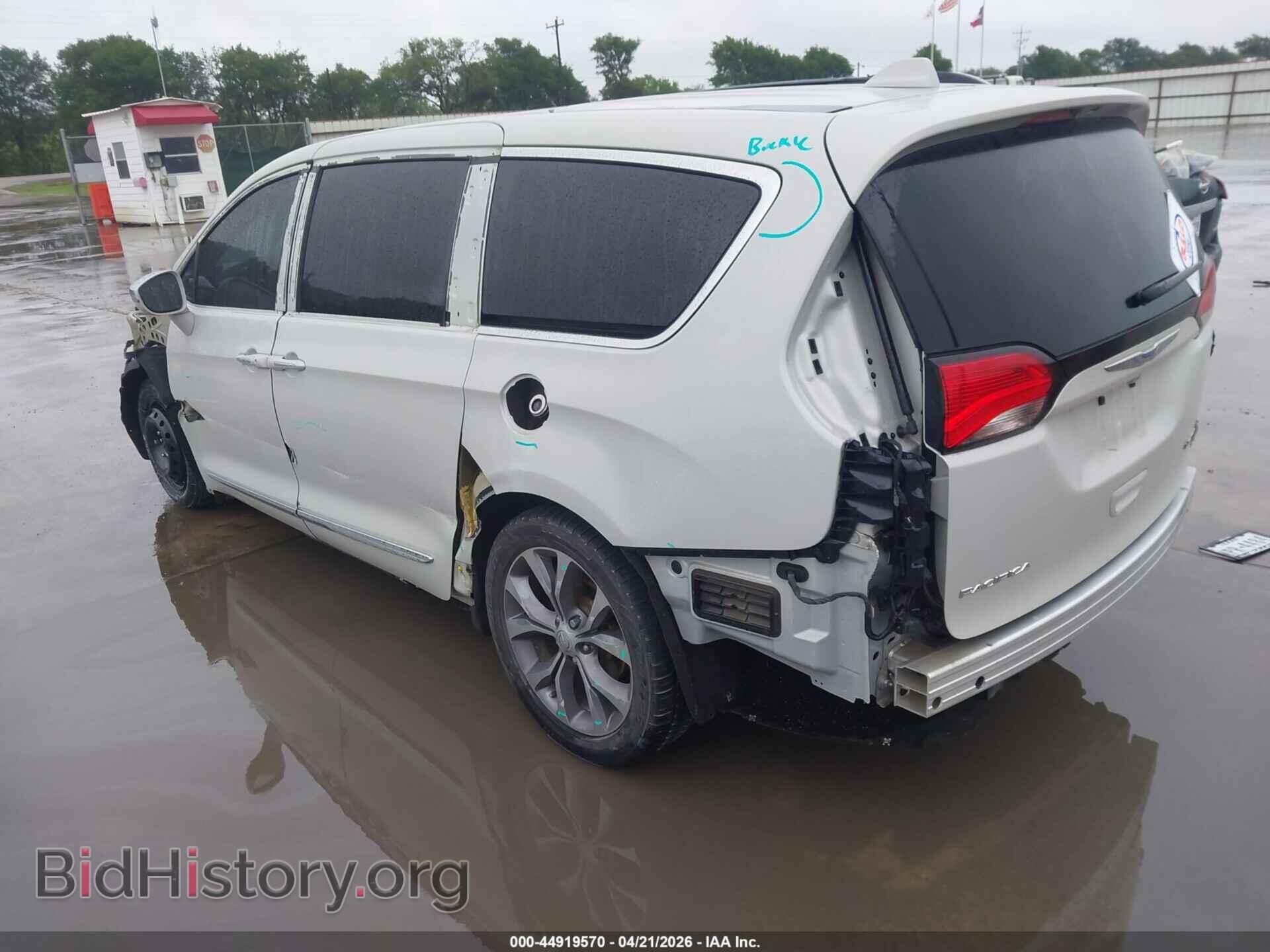 2020 CHRYSLER PACIFICA - VIN: 2C4RC1GG6LR110794 - Фото 3