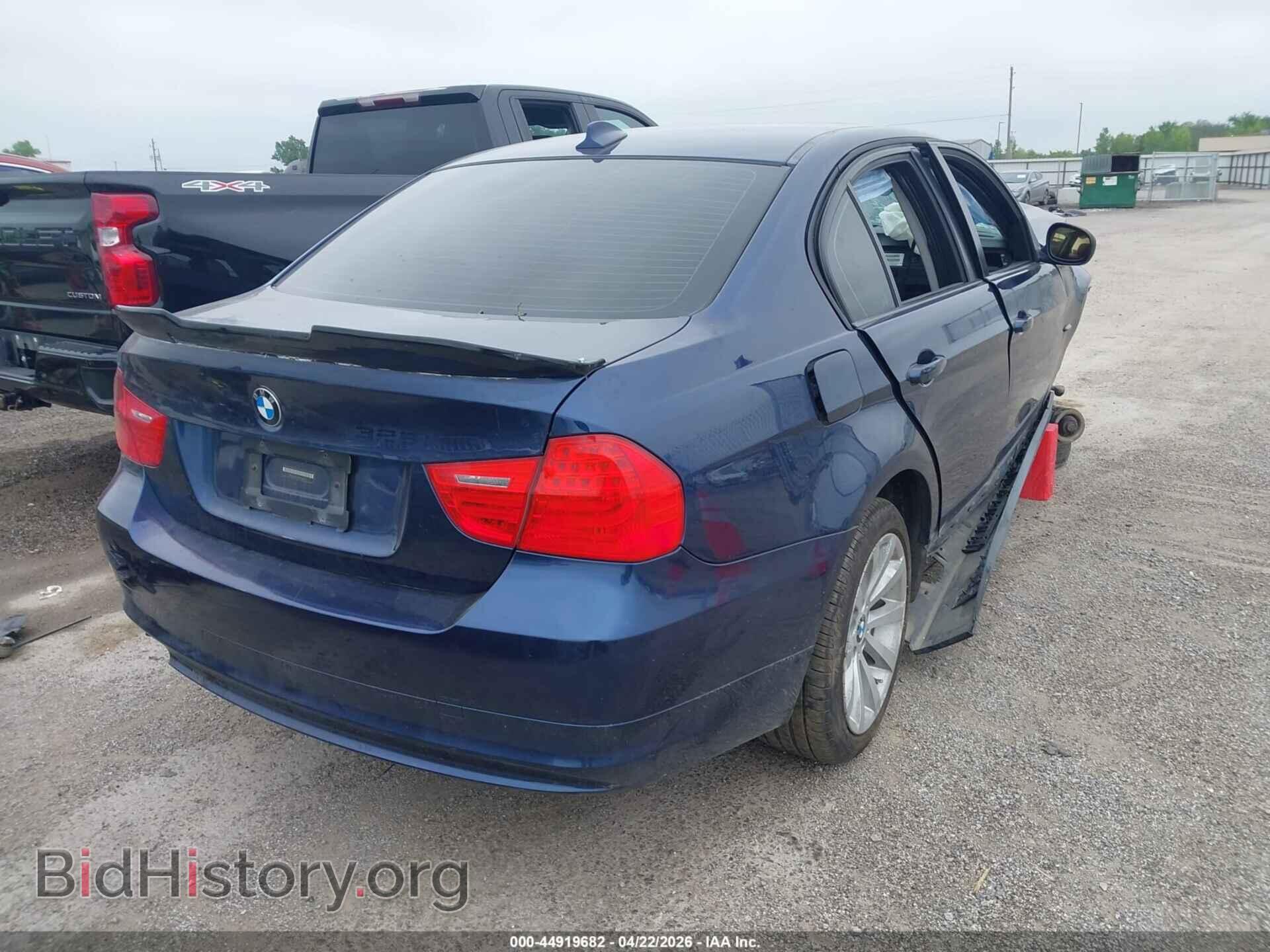 2011 BMW 328I - VIN: WBAPH5C55BA444593 - Фото 4