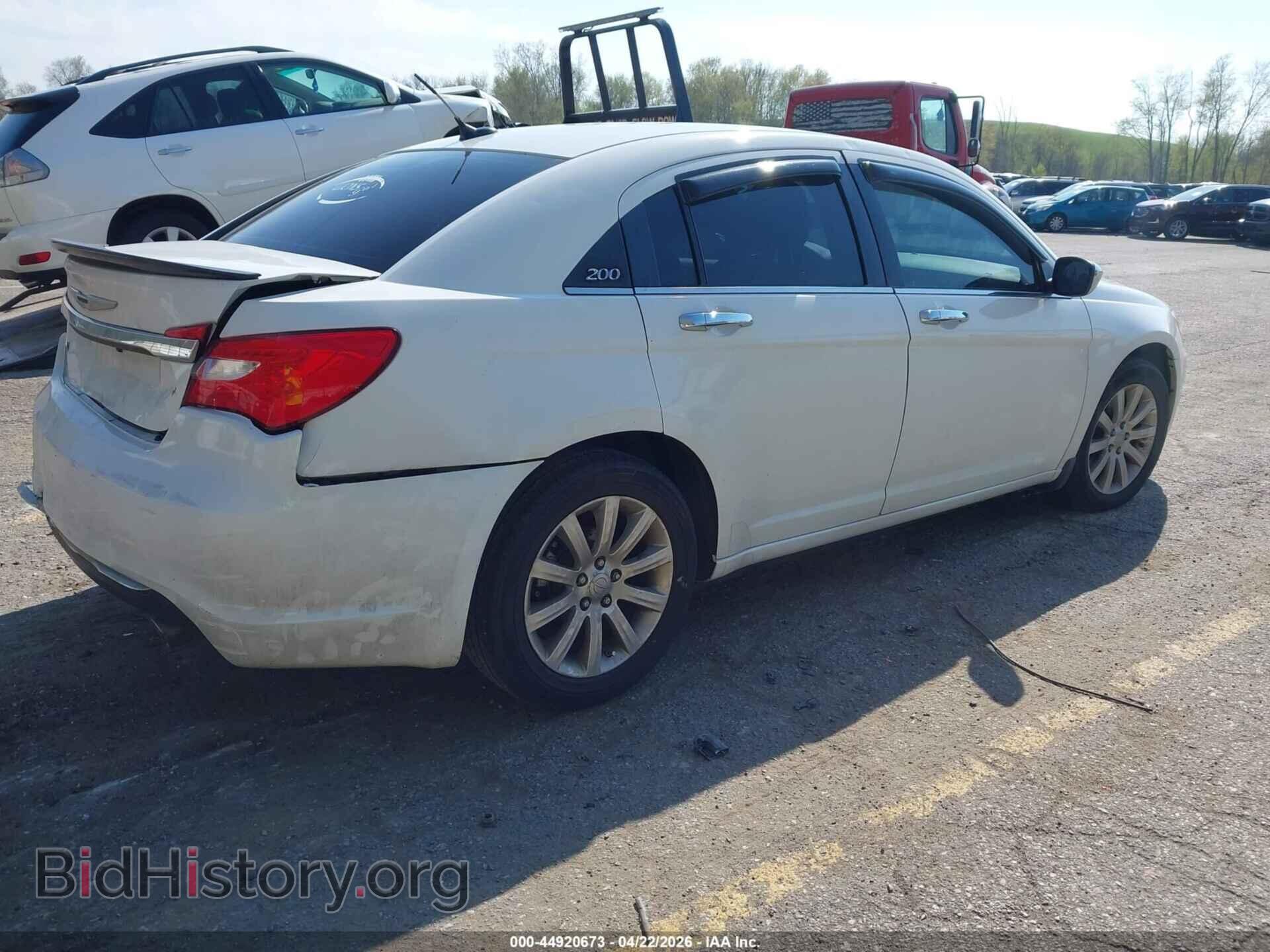 2013 CHRYSLER 200 - VIN: 1C3CCBCG4DN744044 - Фото 4