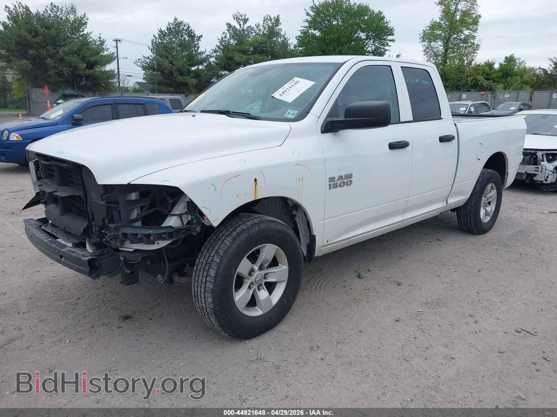 2018 RAM 1500 - VIN: 1C6RR7FG1JS344637 - Фото 2