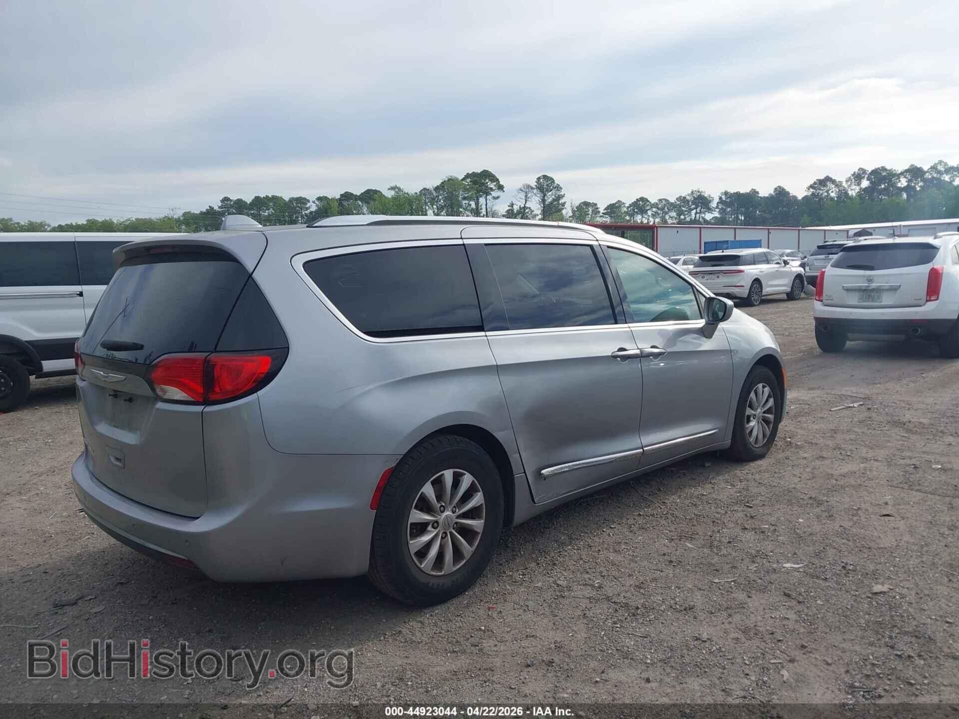 2018 CHRYSLER PACIFICA - VIN: 2C4RC1BG2JR217734 - Photo 4