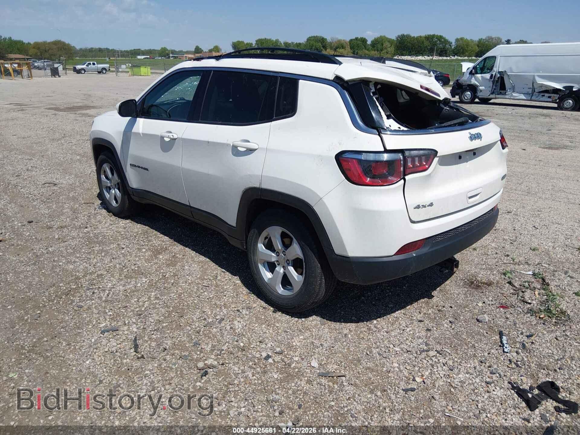 2018 JEEP COMPASS - VIN: 3C4NJDBB1JT349570 - Фото 3