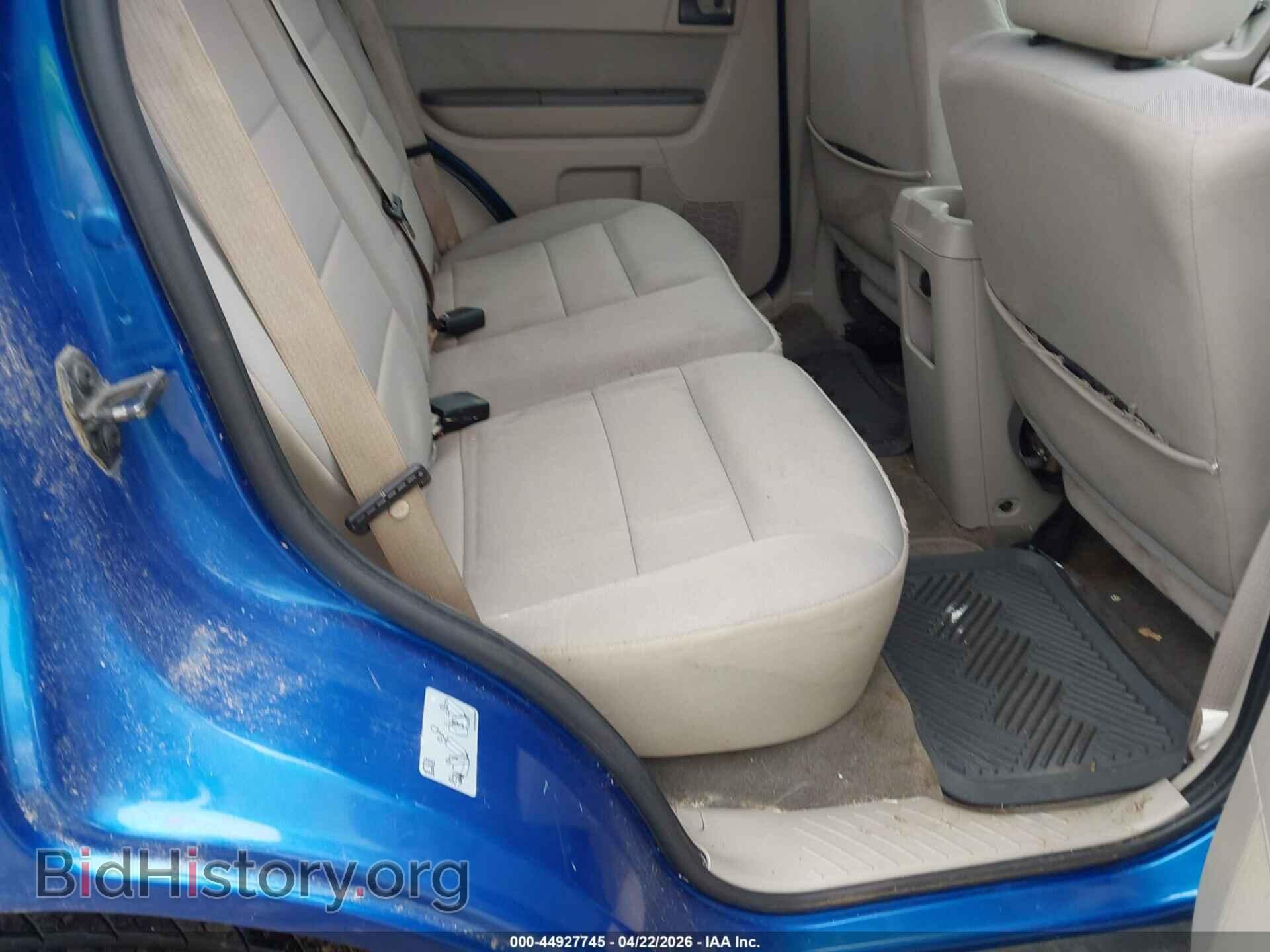 2011 FORD ESCAPE - VIN: 1FMCU0D74BKB09363 - Фото 8