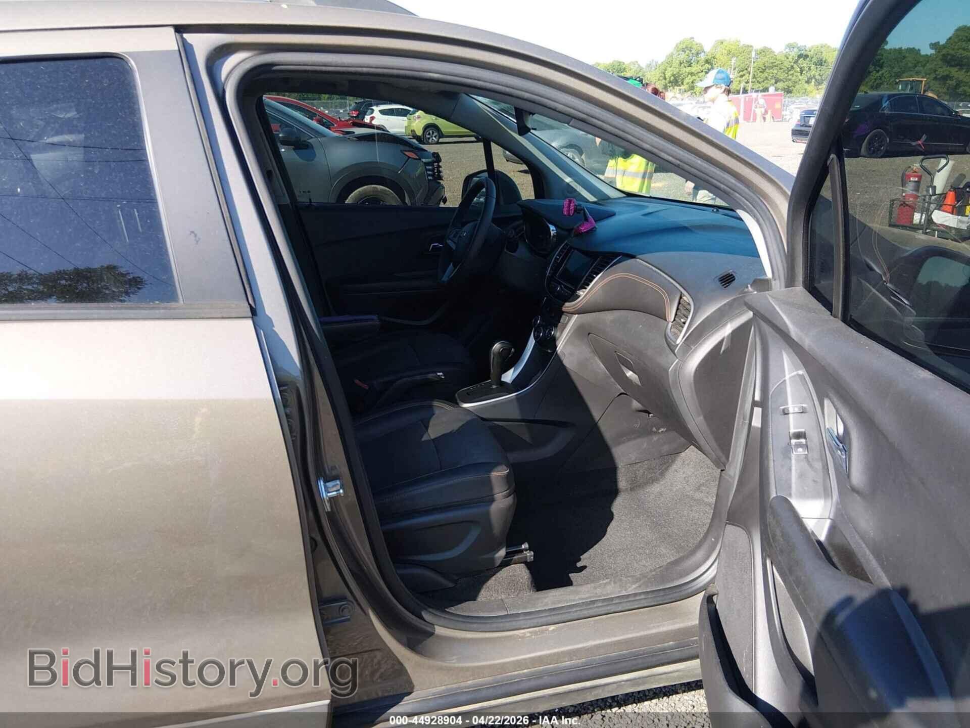 2021 CHEVROLET TRAX - VIN: KL7CJPSB8MB354860 - Photo 5