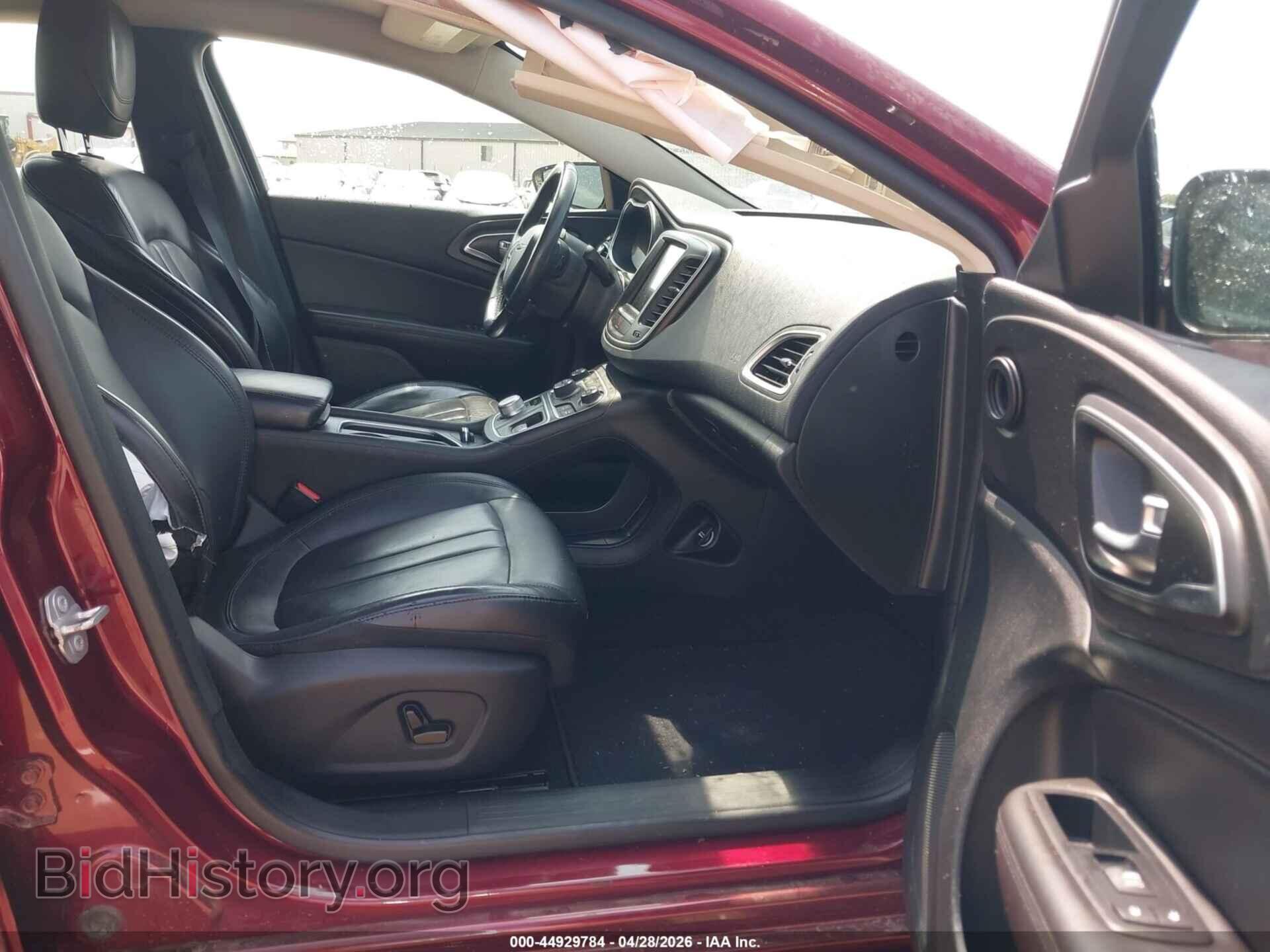 2016 CHRYSLER 200 - VIN: 1C3CCCAB1GN195243 - Фото 5