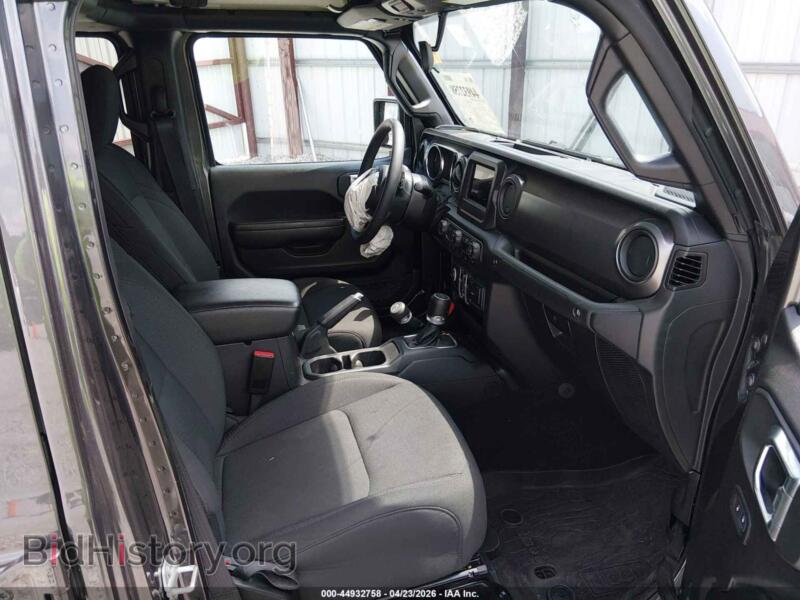 2023 Jeep GLADIATOR (VIN 1C6HJTAG9PL574240) — фото 5 из 16