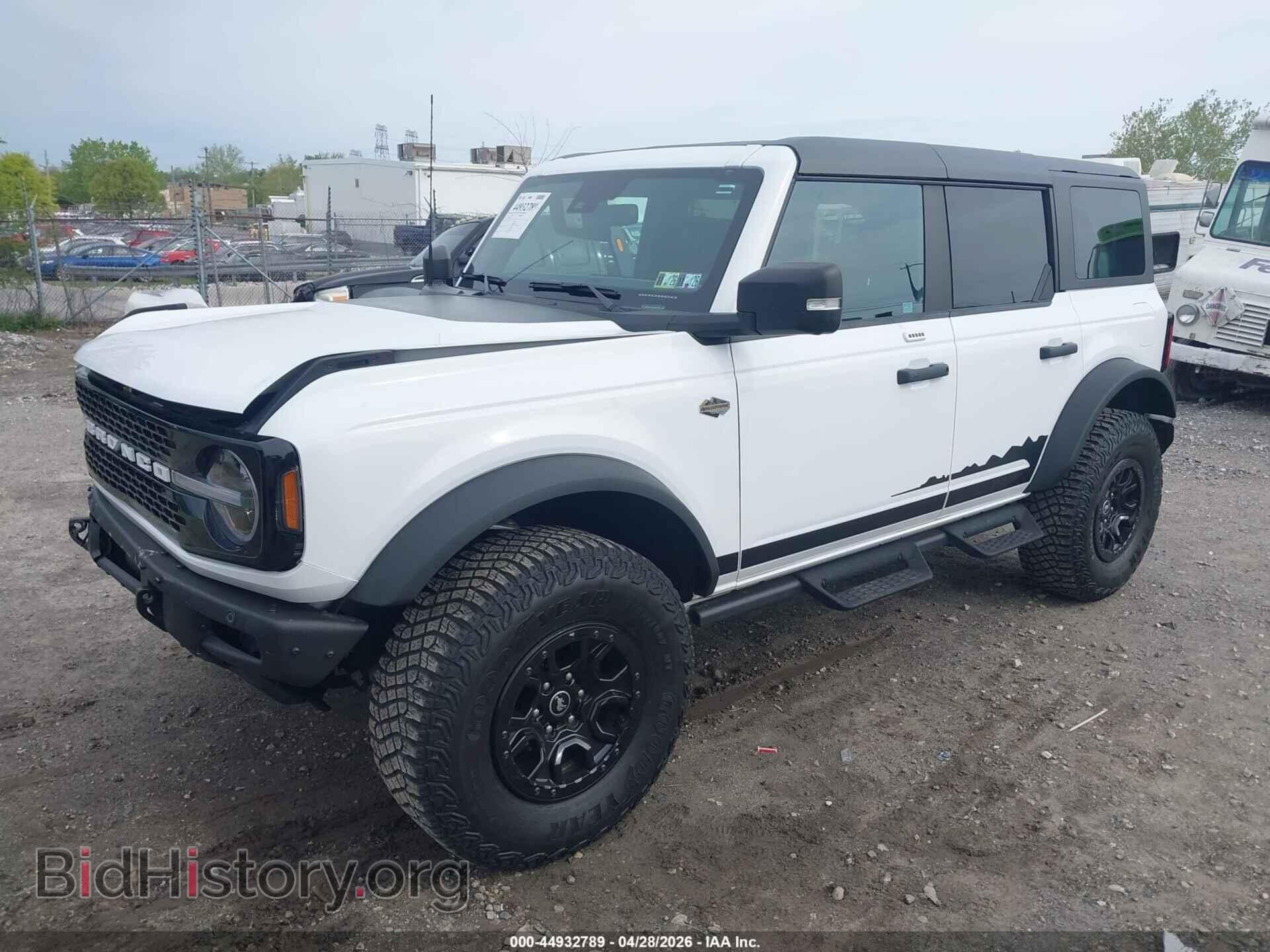 2023 FORD BRONCO - VIN: 1FMEE5DP2PLB52667 - Photo 2