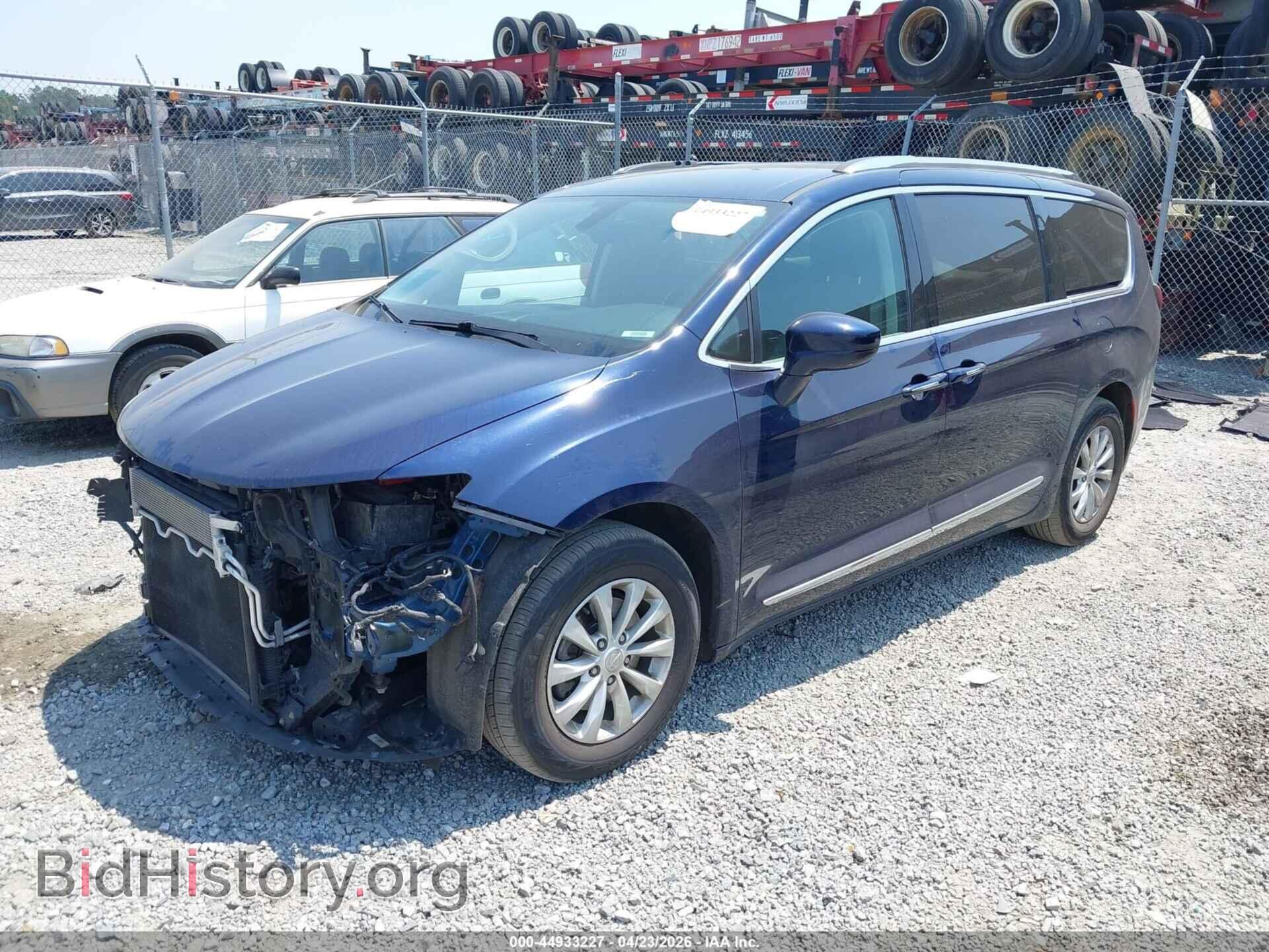 2019 CHRYSLER PACIFICA - VIN: 2C4RC1BG3KR644650 - Photo 2