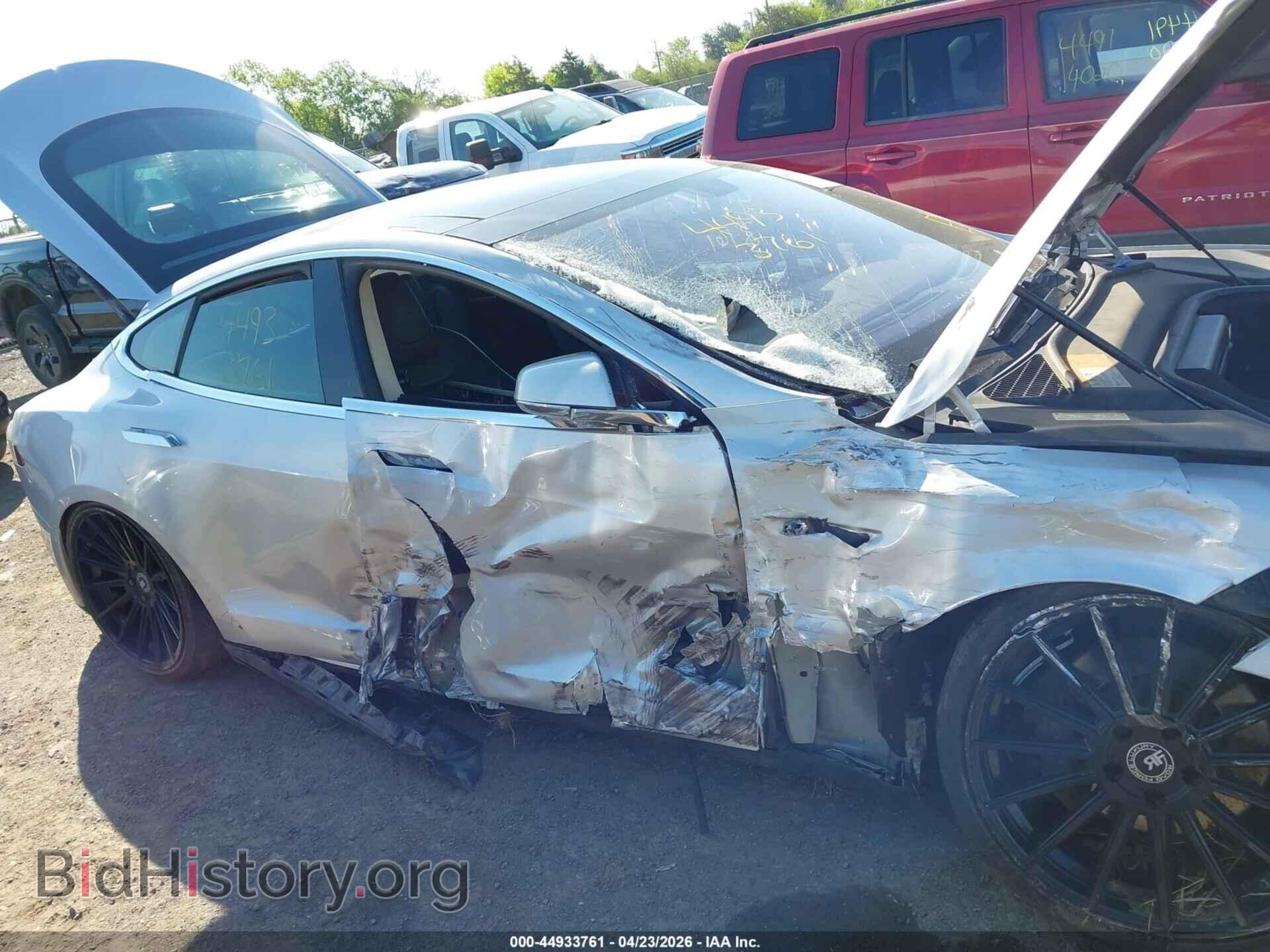 2013 TESLA MODEL S - VIN: 5YJSA1CP6DFP21225 - Фото 22