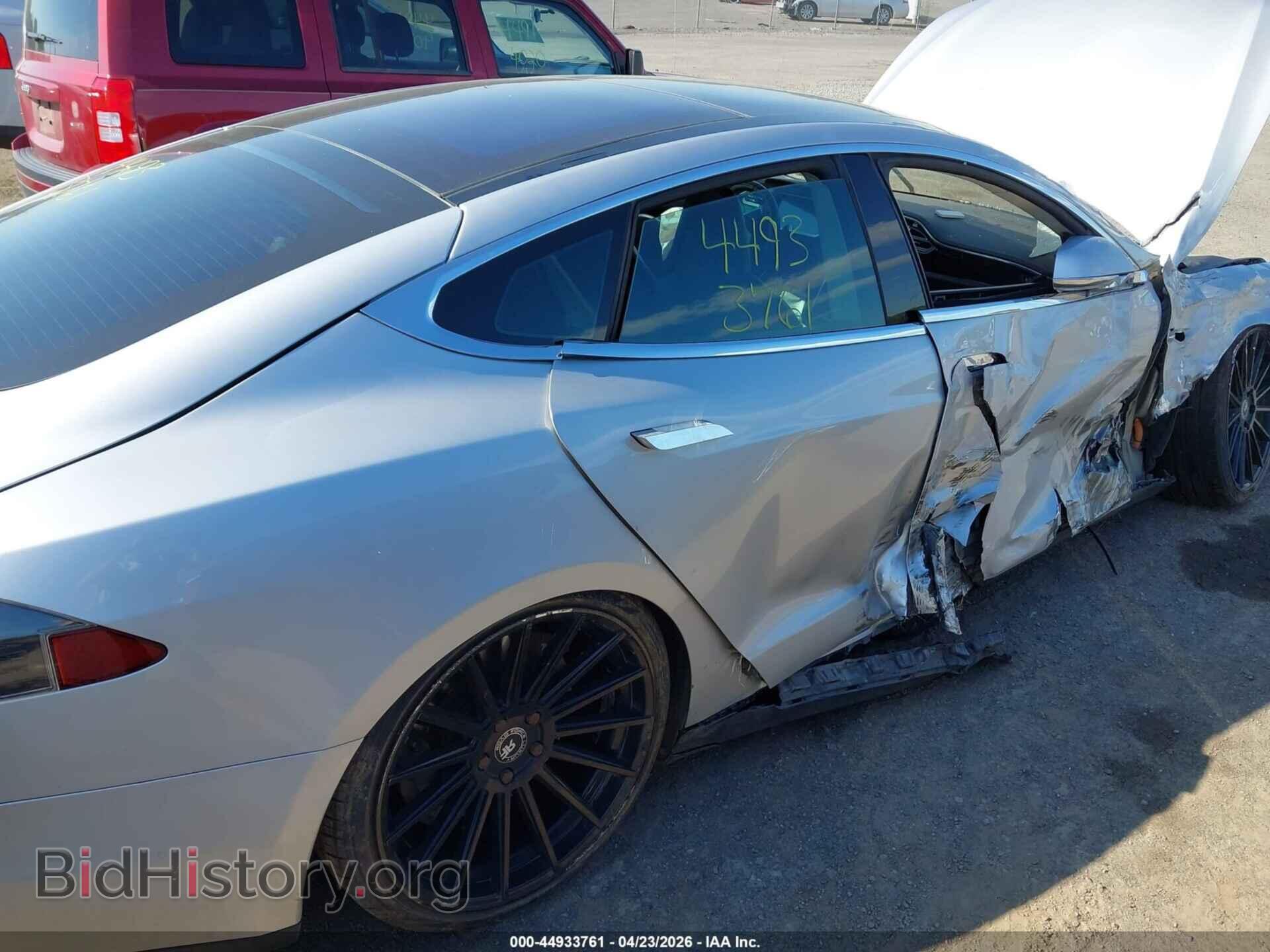2013 TESLA MODEL S - VIN: 5YJSA1CP6DFP21225 - Фото 23