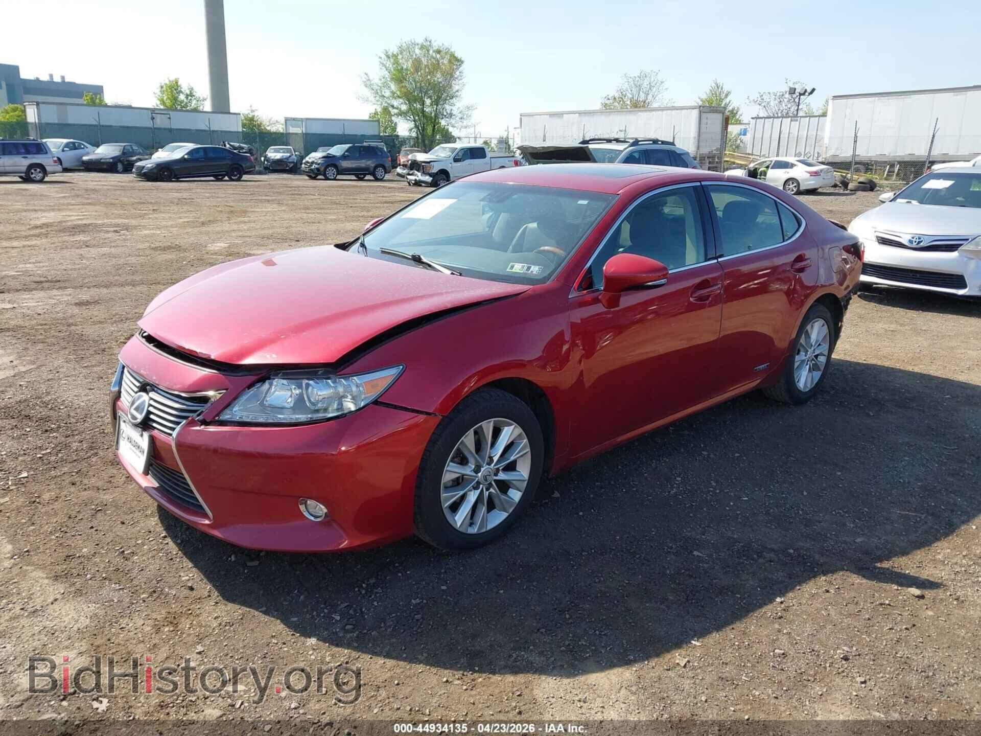 2014 LEXUS ES 300H - VIN: JTHBW1GG3E2064351 - Photo 2