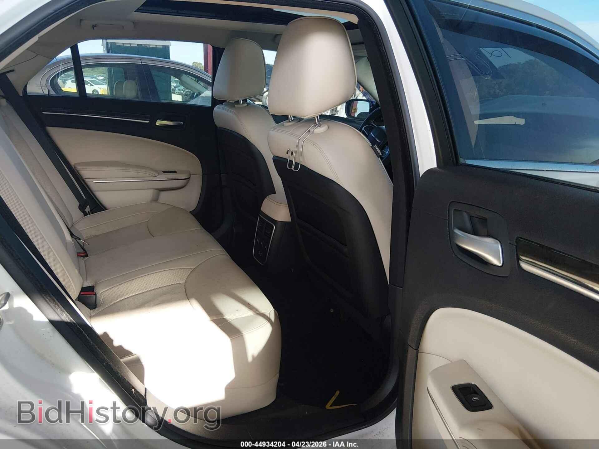 2017 CHRYSLER 300C - VIN: 2C3CCAEG8HH516621 - Фото 8