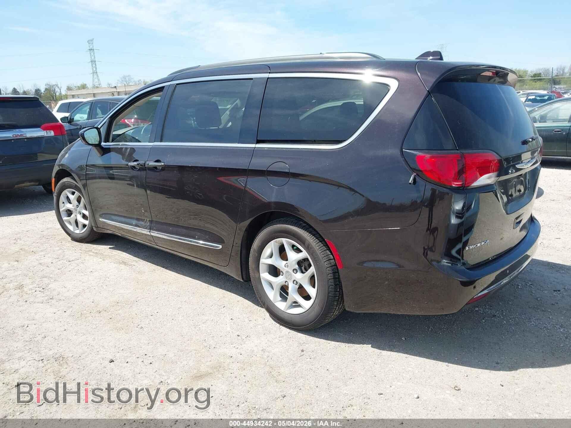 2017 CHRYSLER PACIFICA - VIN: 2C4RC1BG8HR527817 - Photo 3