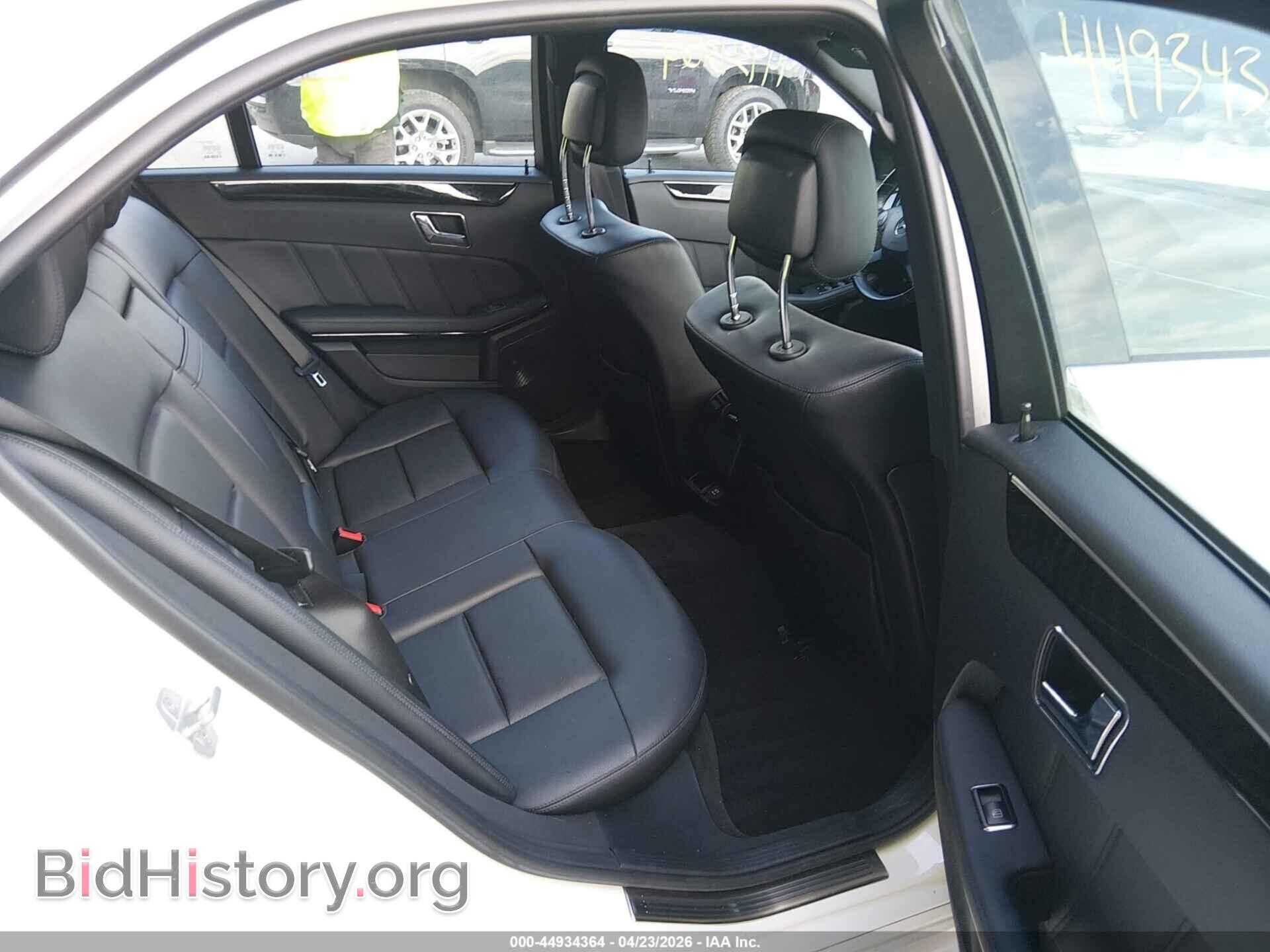2011 MERCEDES-BENZ E 350 - VIN: WDDHF8HB2BA317657 - Фото 8
