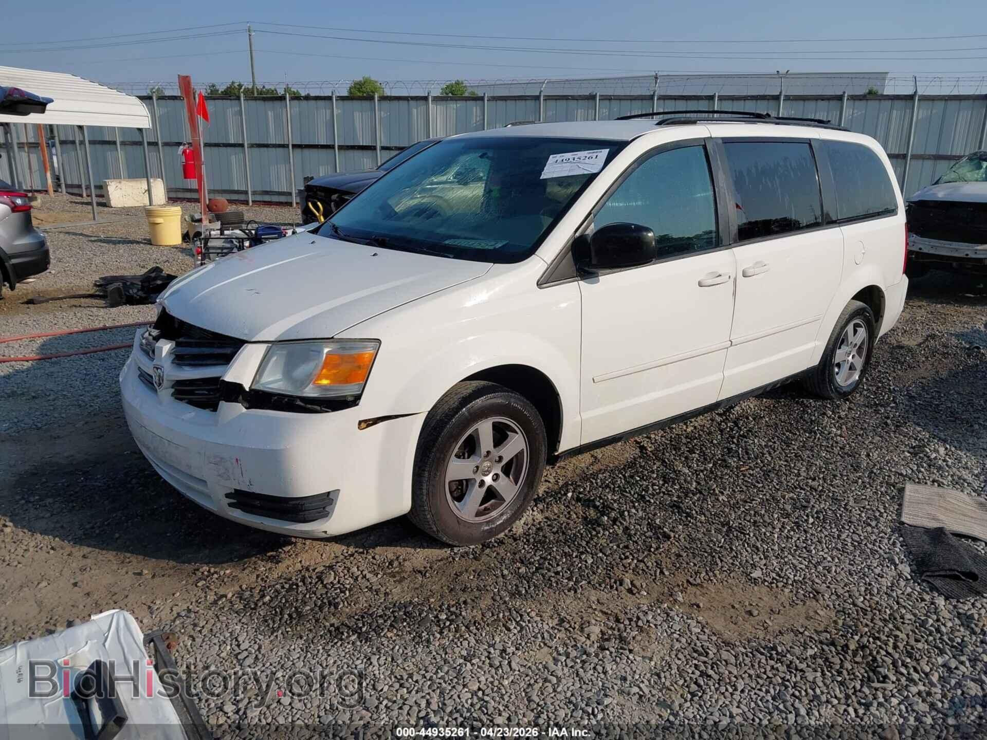 2010 DODGE GRAND CARAVAN - VIN: 2D4RN3D17AR439770 - Фото 2