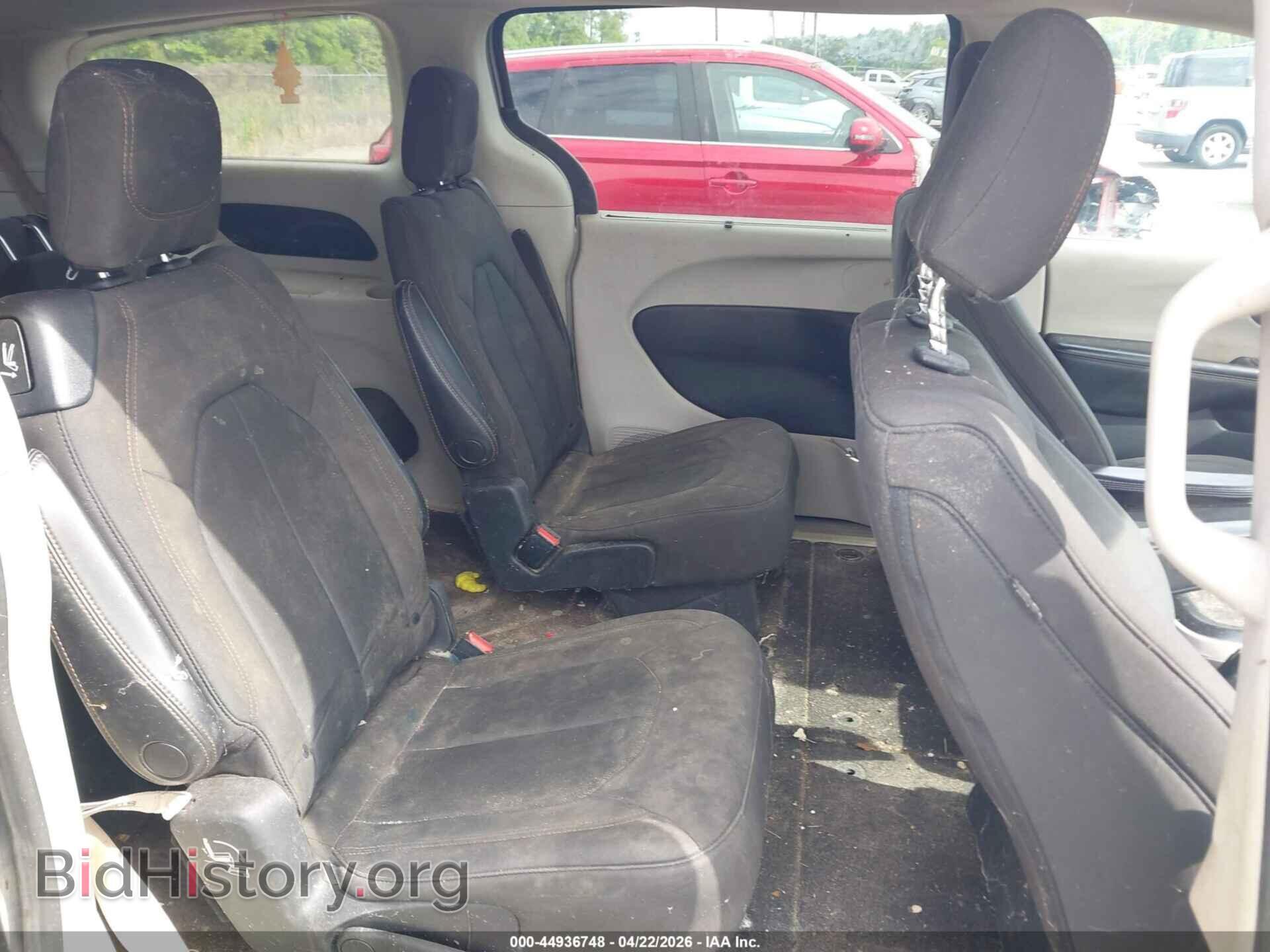 2019 CHRYSLER PACIFICA - VIN: 2C4RC1FG9KR702044 - Photo 8
