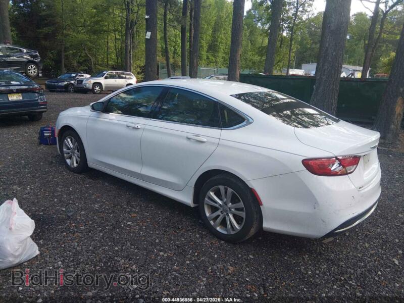 2015 Chrysler 200 (VIN 1C3CCCABXFN745070) — фото 3 из 12