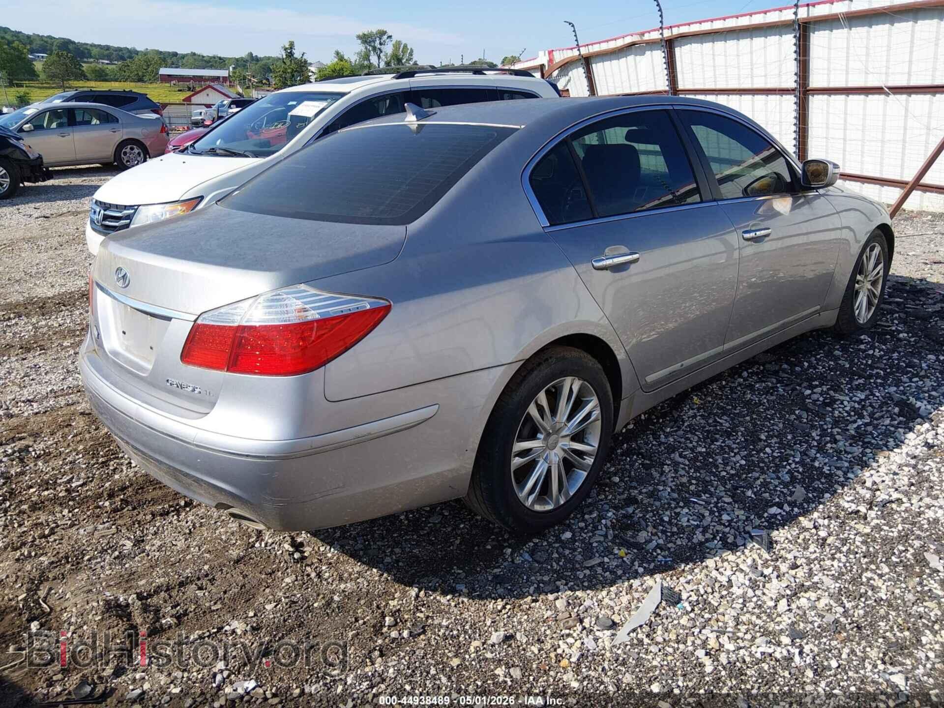 2010 HYUNDAI GENESIS - VIN: KMHGC4DF3AU094103 - Фото 4