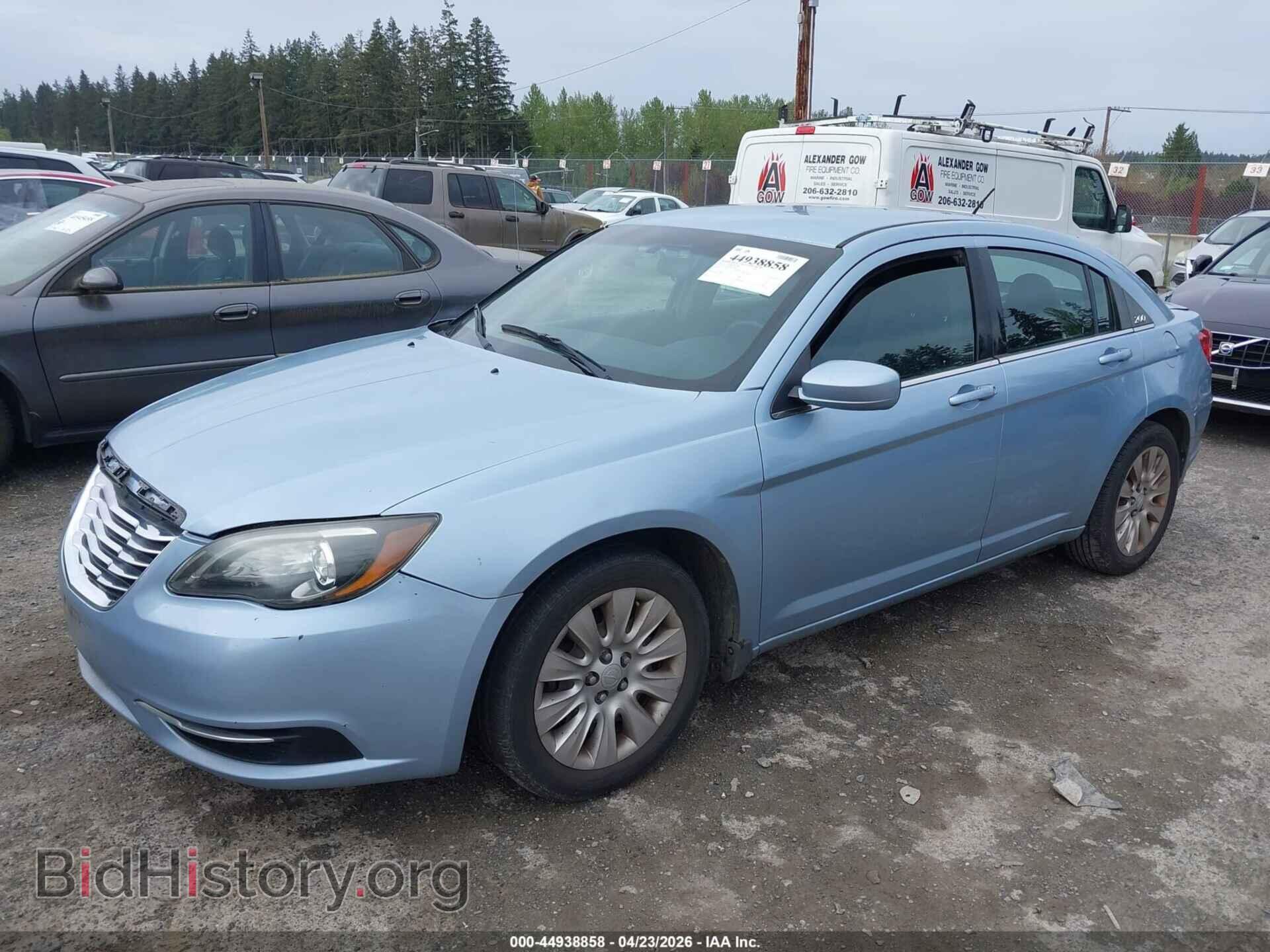 2013 CHRYSLER 200 - VIN: 1C3CCBAB5DN733402 - Фото 2