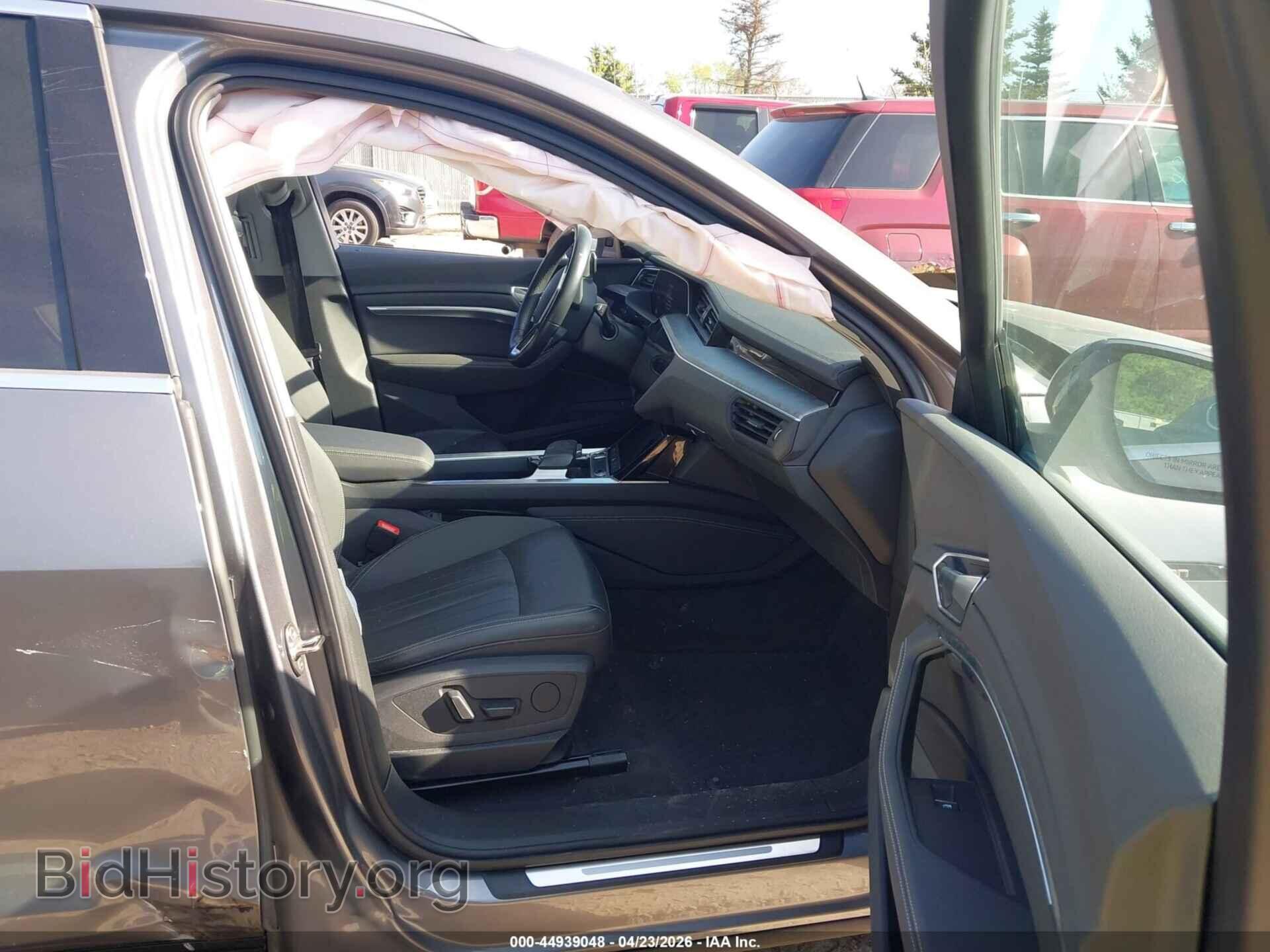 2021 AUDI E-TRON - VIN: WA1AAAGE4MB016411 - Photo 5