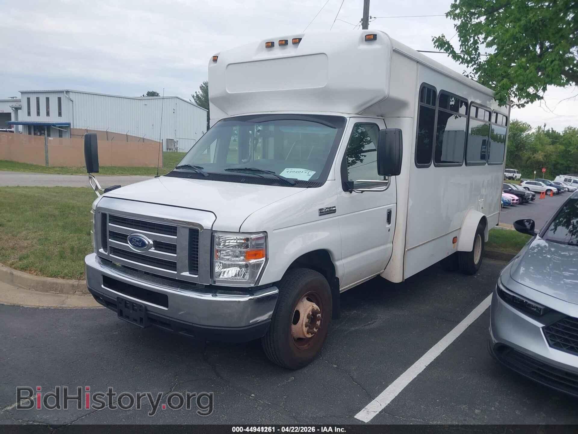 2017 FORD E-450 CUTAWAY - VIN: 1FDFE4FS0HDC67344 - Photo 2