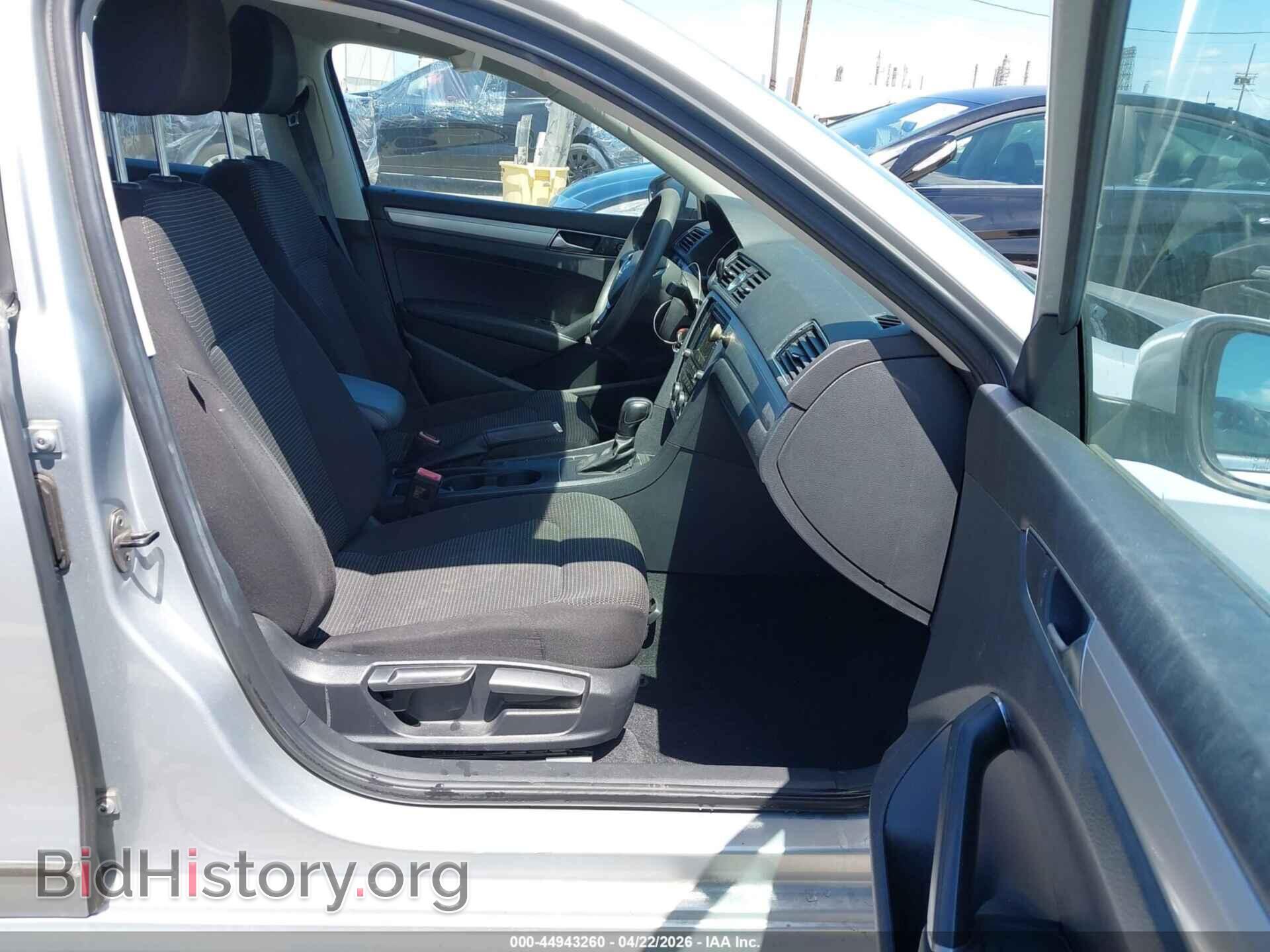 2017 VOLKSWAGEN PASSAT - VIN: 1VWAT7A35HC018238 - Фото 5