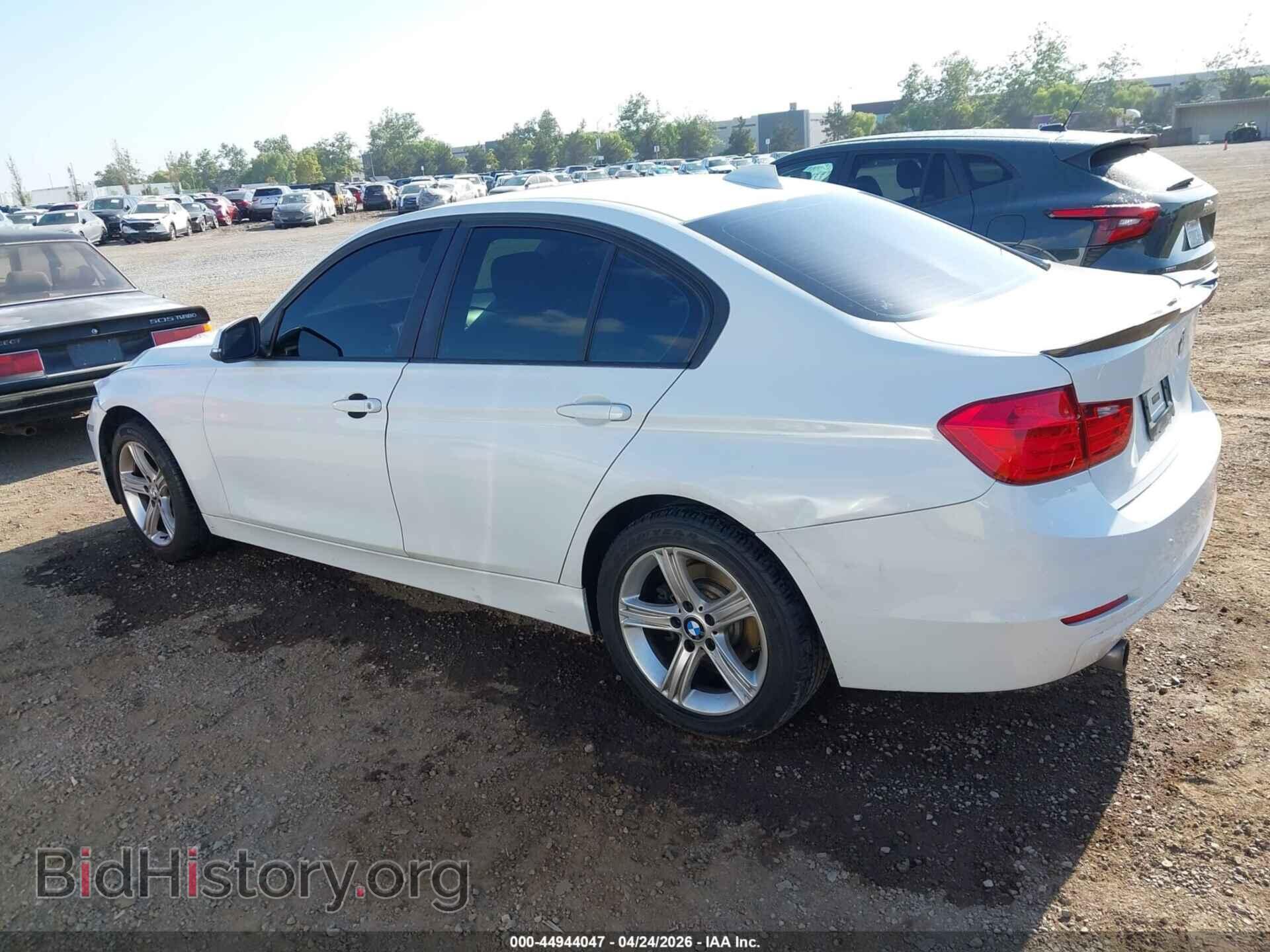 2014 BMW 320I - VIN: WBA3C3C53EP660932 - Фото 3