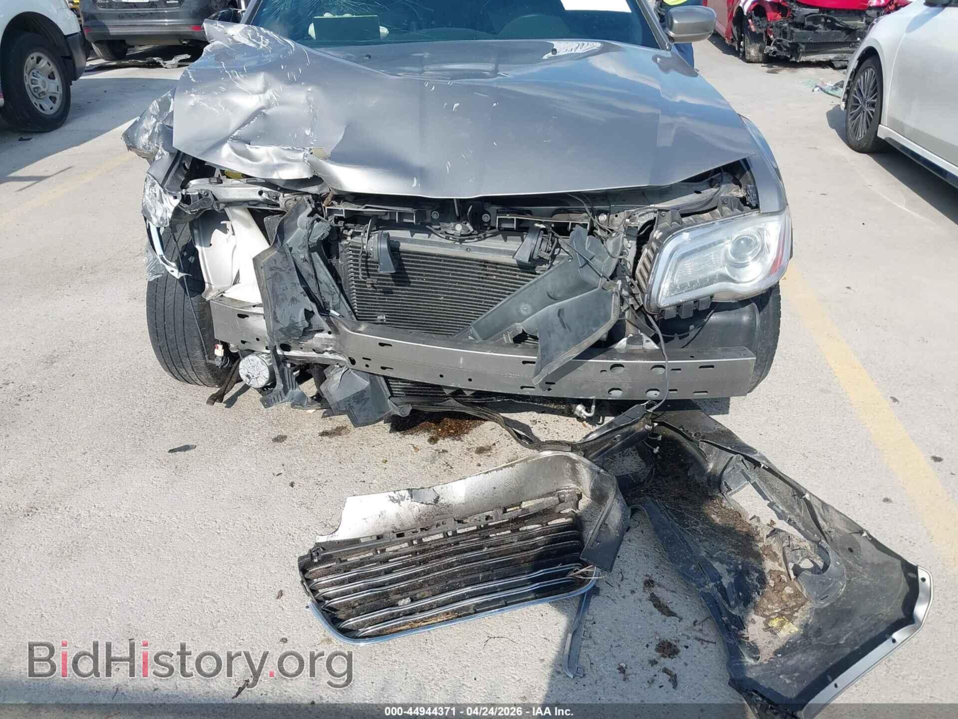 2014 CHRYSLER 300 - VIN: 2C3CCAAG9EH340499 - Фото 6