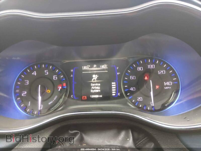 2015 Chrysler 200 (VIN 1C3CCCBG6FN522230) — фото 7 из 17