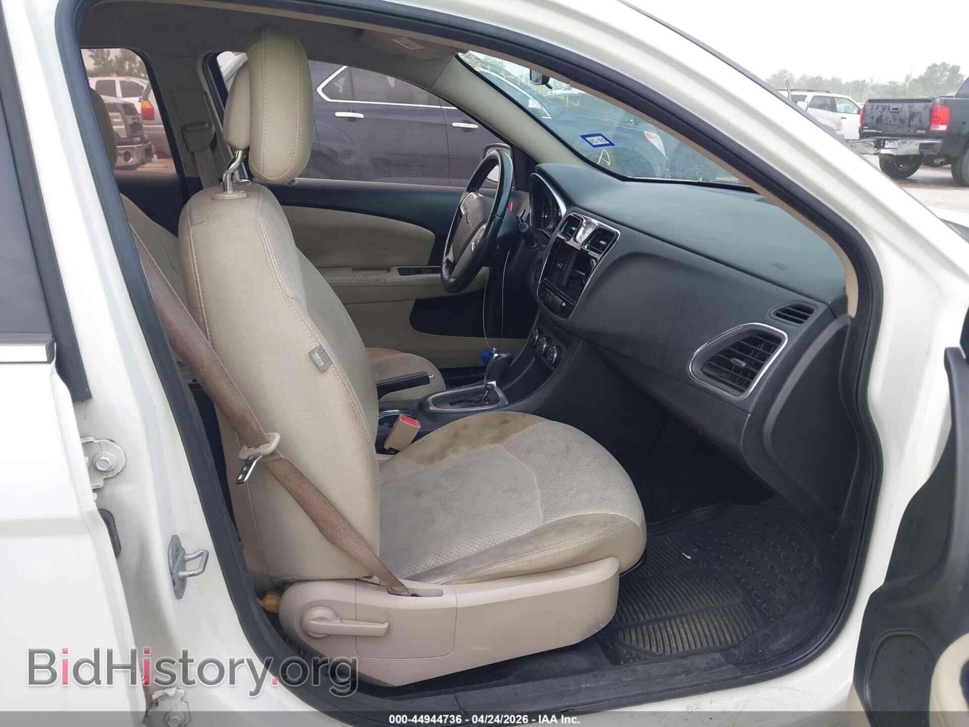 2011 CHRYSLER 200 - VIN: 1C3BC1FG9BN511453 - Фото 5
