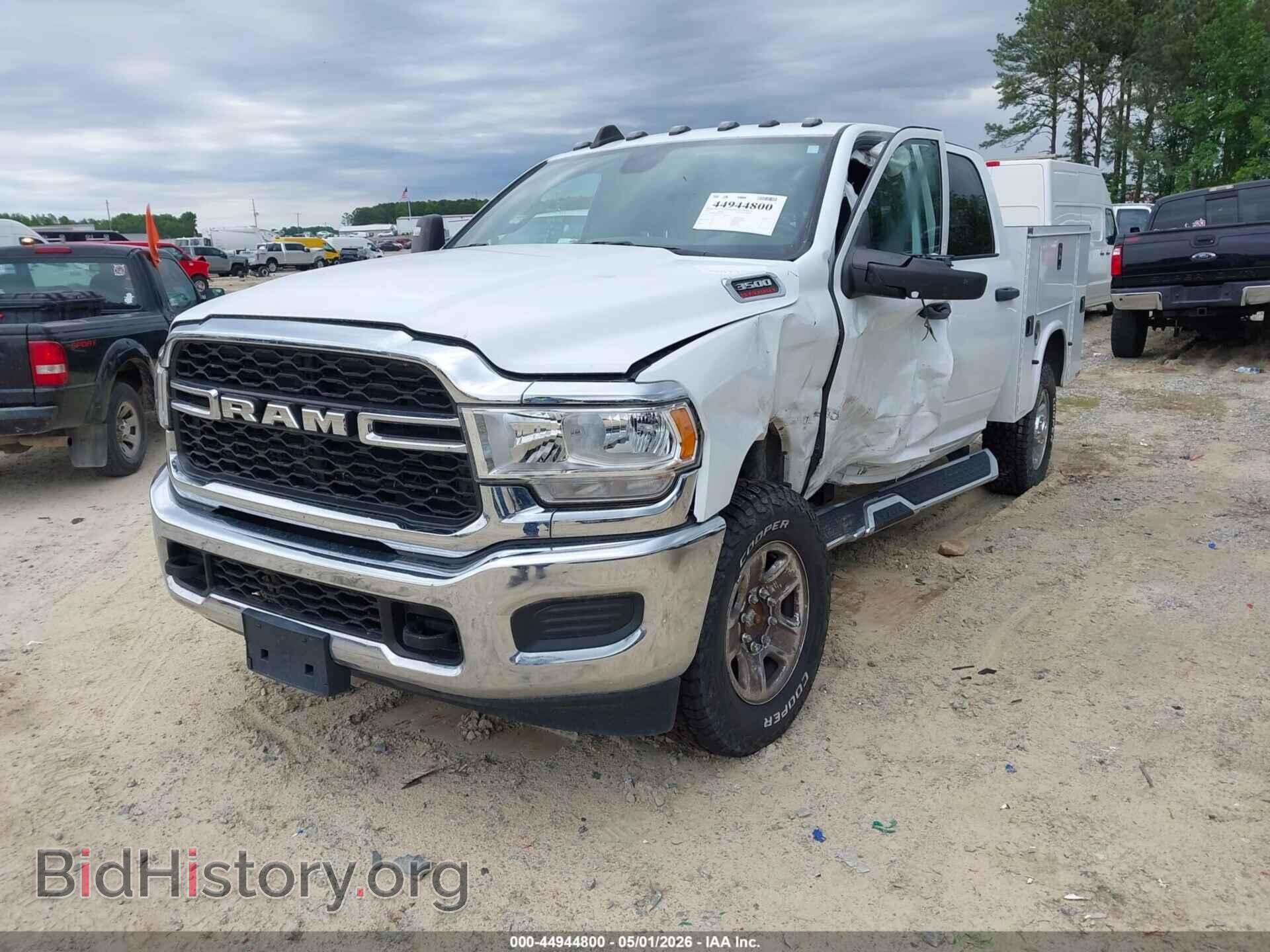2023 RAM 3500 CHASSIS CAB - VIN: 3C7WR3CJ8PG525970 - Photo 2