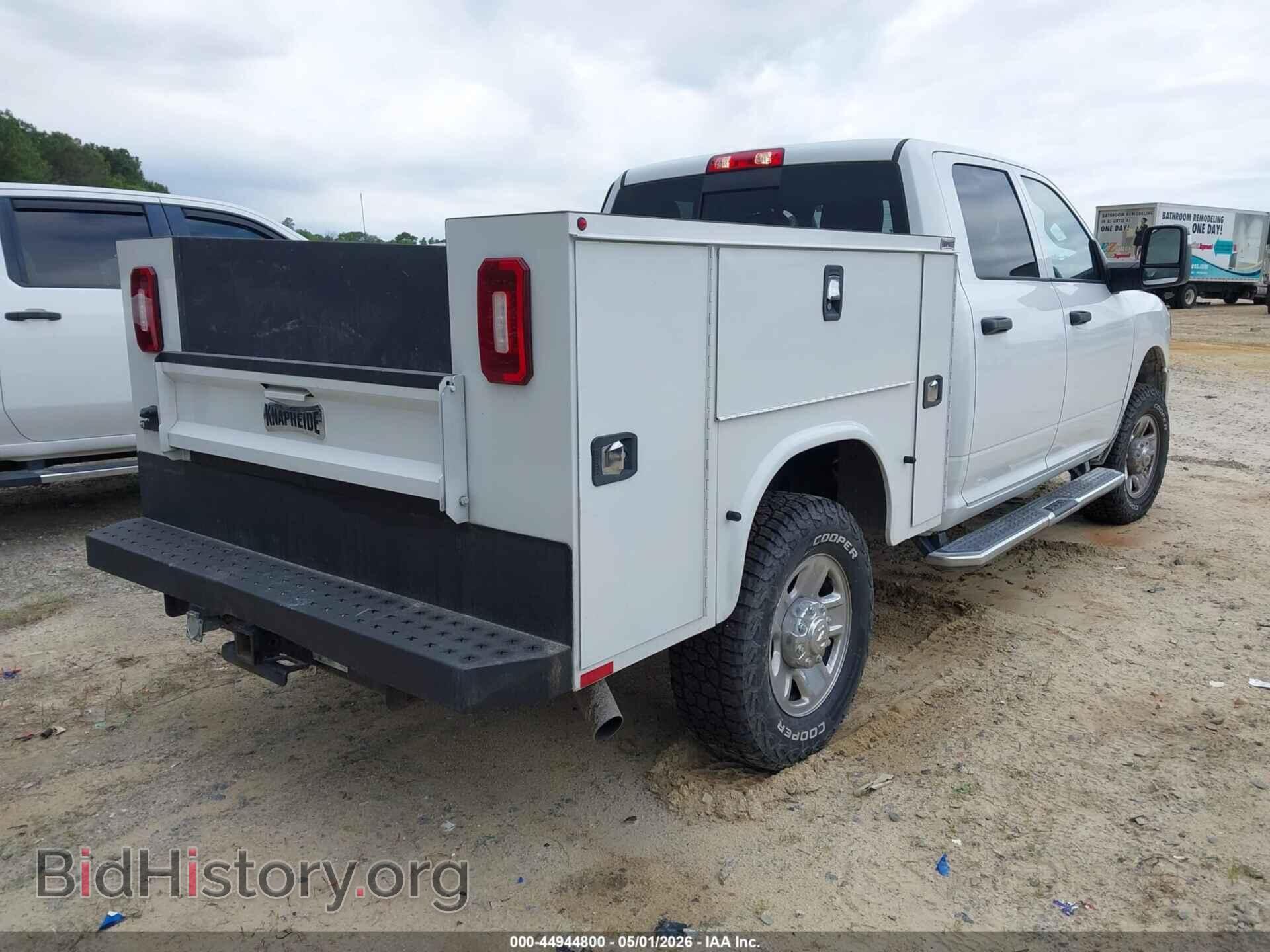 2023 RAM 3500 CHASSIS CAB - VIN: 3C7WR3CJ8PG525970 - Photo 4